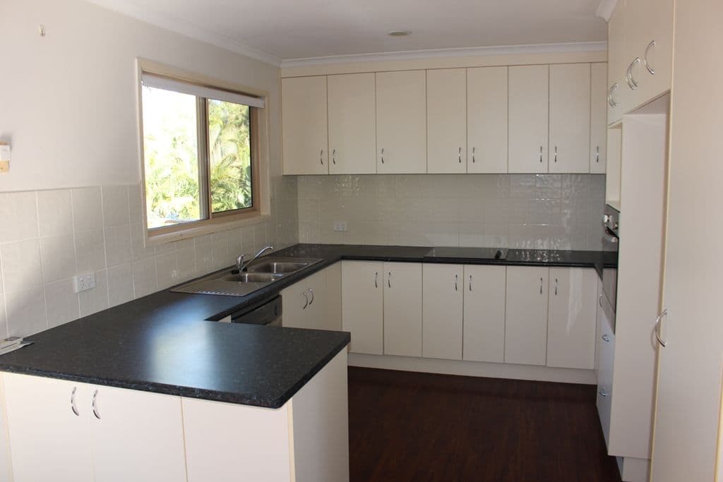 26 Sayre Crescent, Boyne Island QLD 4680, Boyne Island - Thumbnail 8