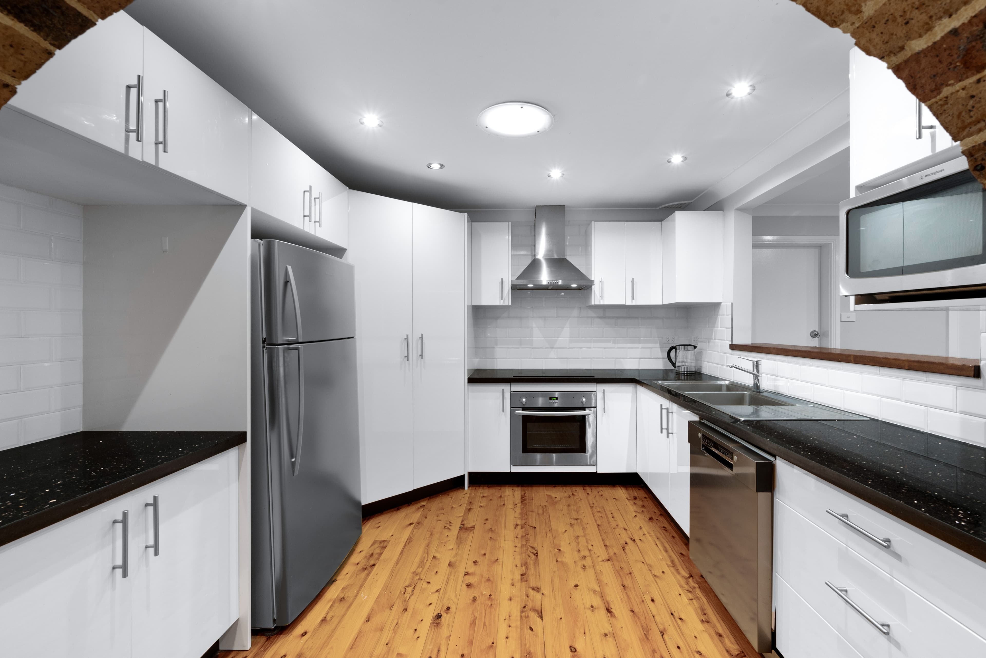 10 Fergusson Street, Glenfield NSW 2167, Glenfield - Thumbnail 2