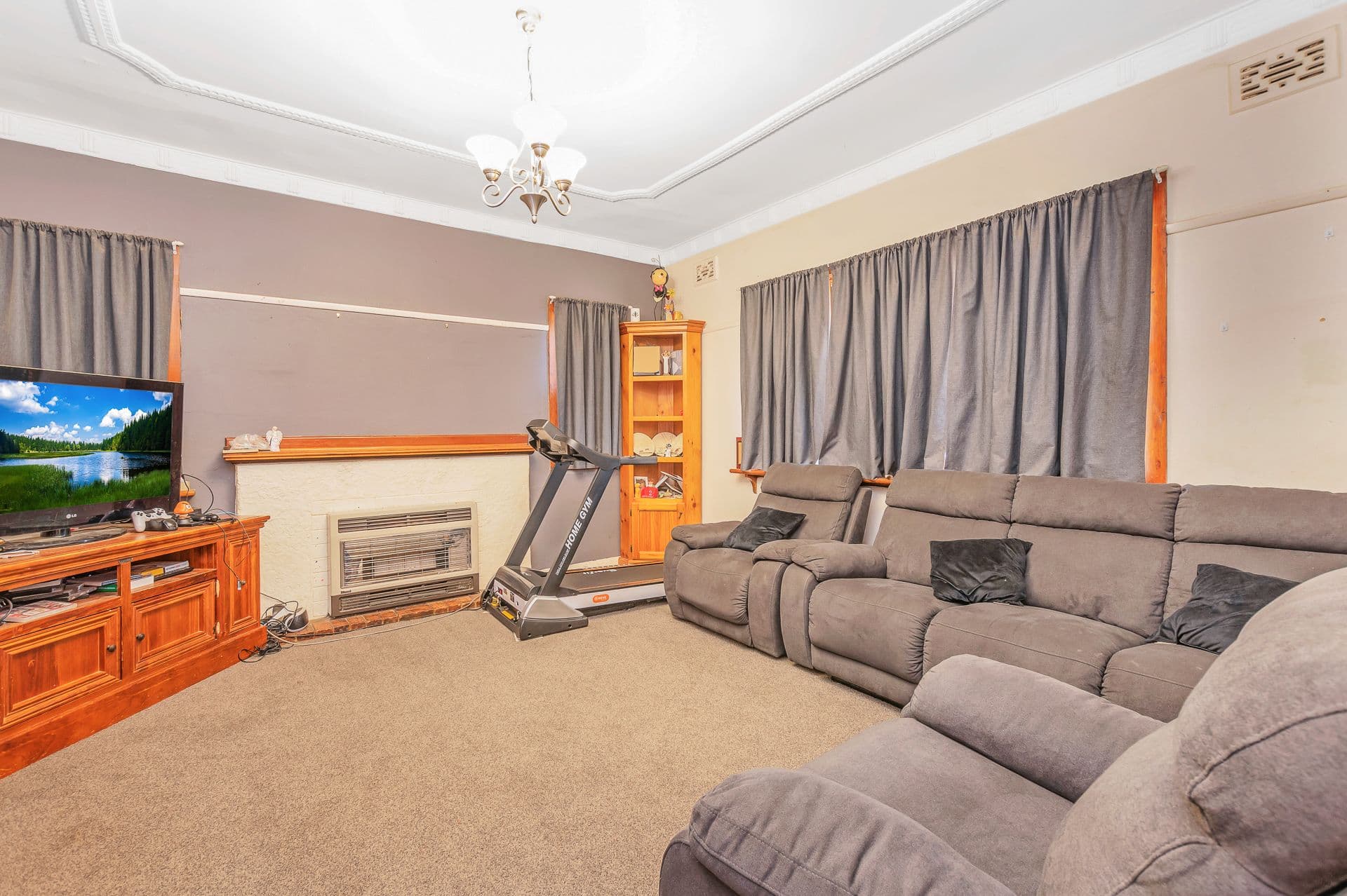 300 Ogilvie Avenue, Echuca VIC 3564, Echuca - Thumbnail 8