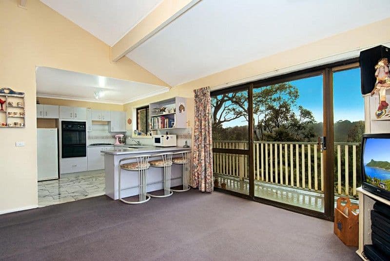 10  Finch Place, WORONORA HEIGHTS NSW 2233, Woronora Heights - Thumbnail 4
