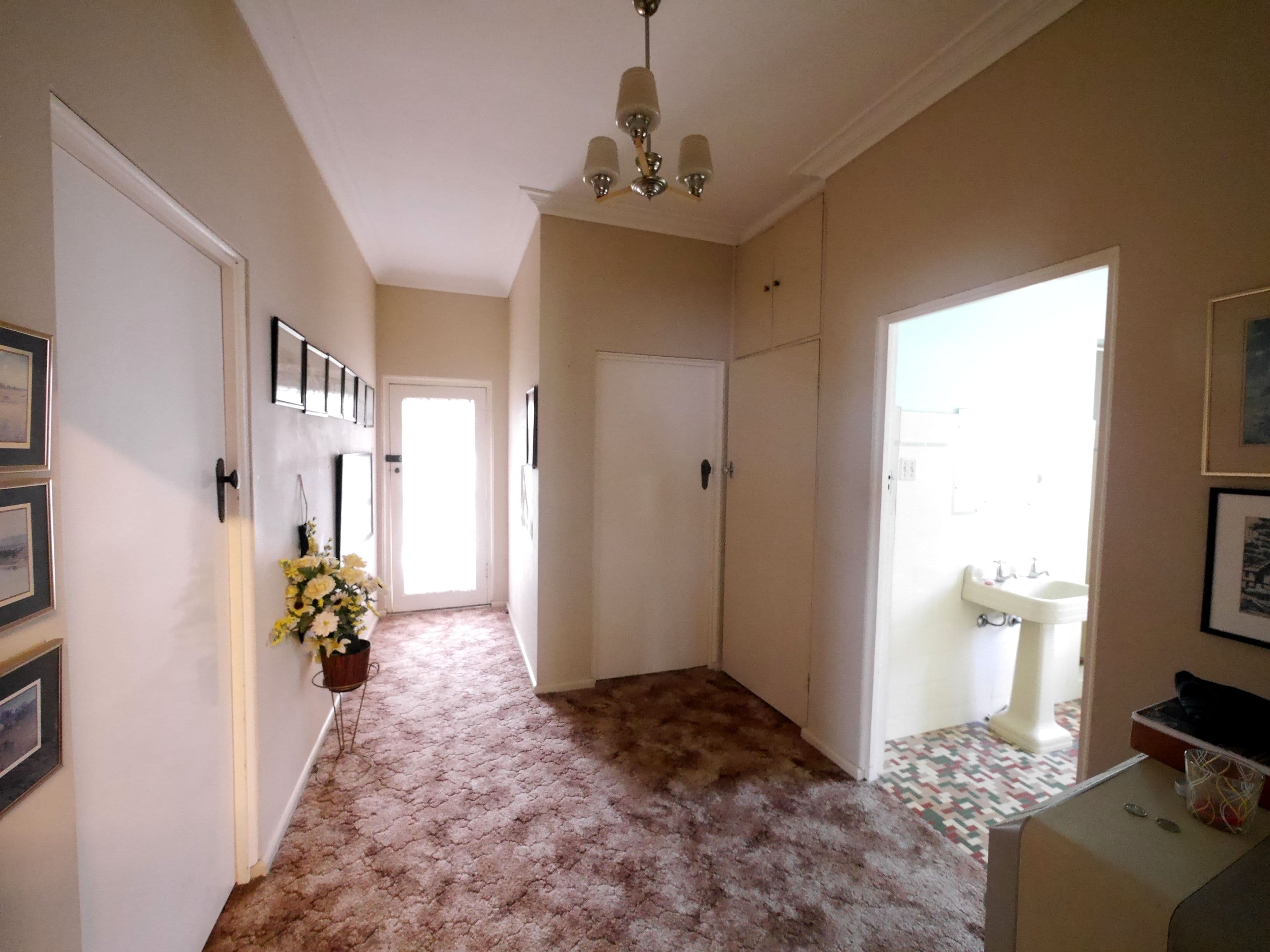9 Dungaleer Street, Cowra - Thumbnail 3