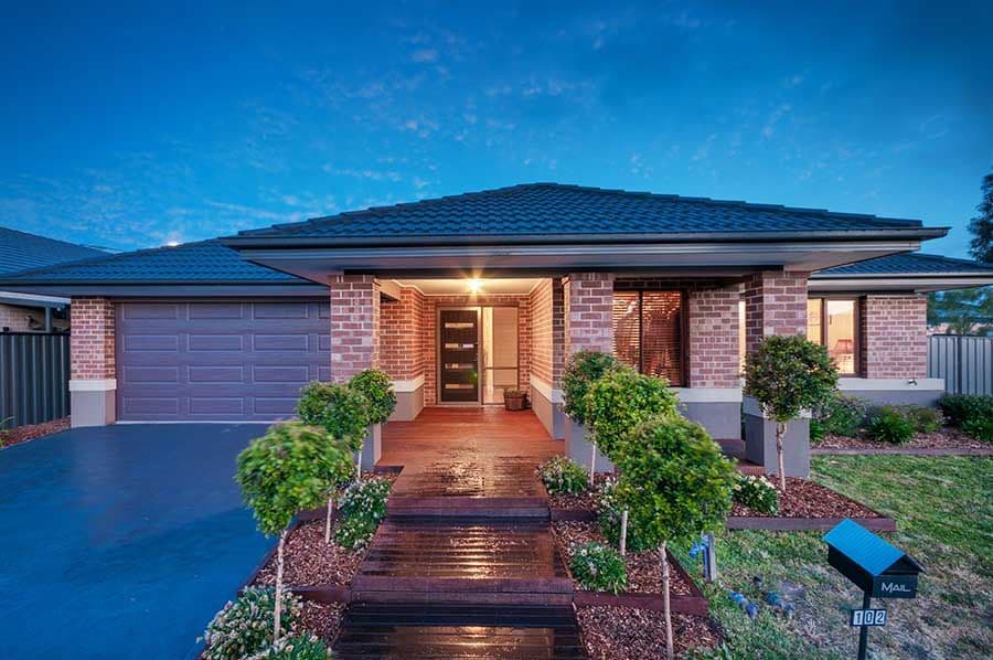 102 Huntington Drive, Craigieburn VIC 3064, Craigieburn - Image 1