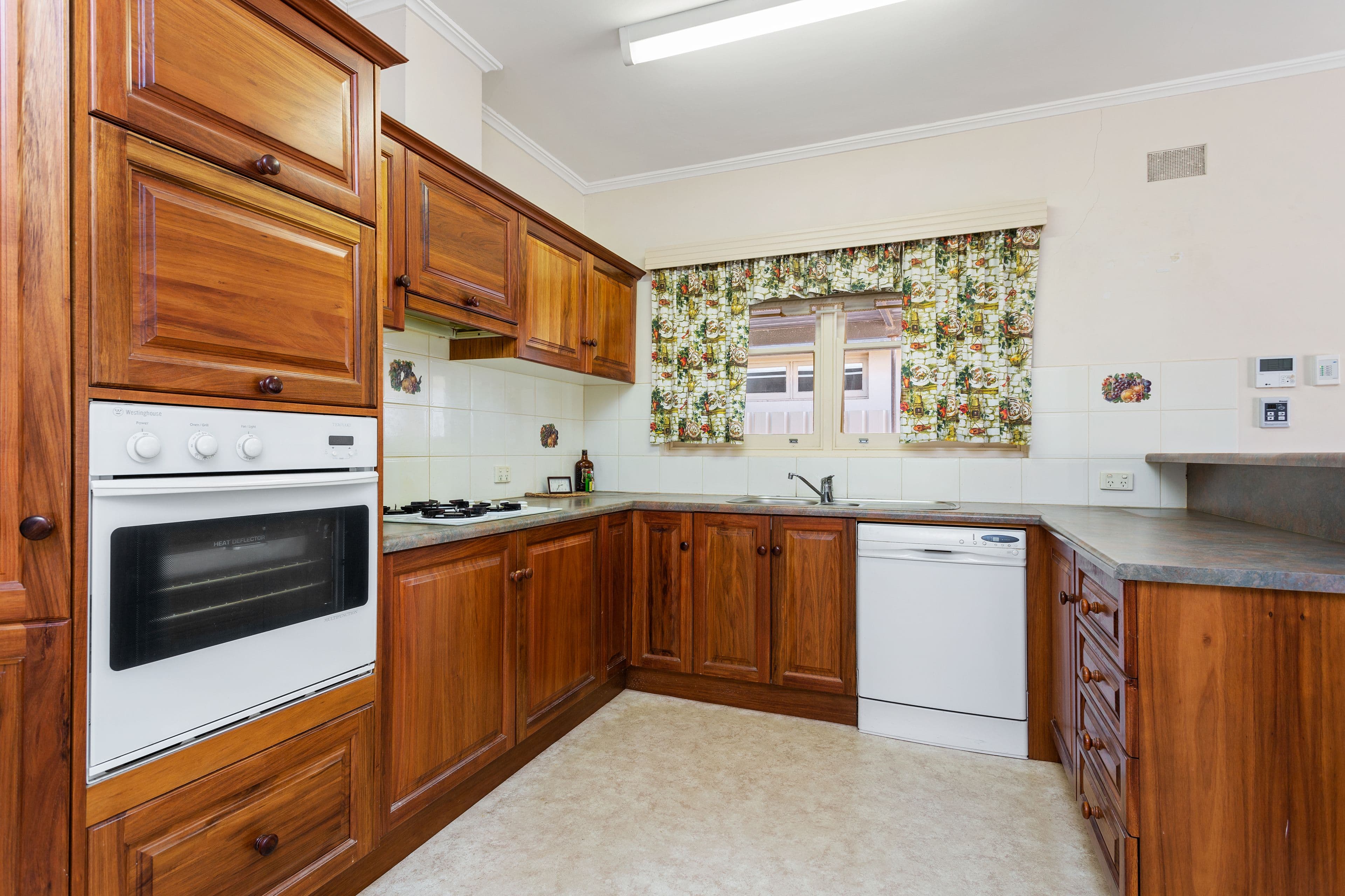 20 Colin Street, Findon SA 5023, Findon - Thumbnail 4