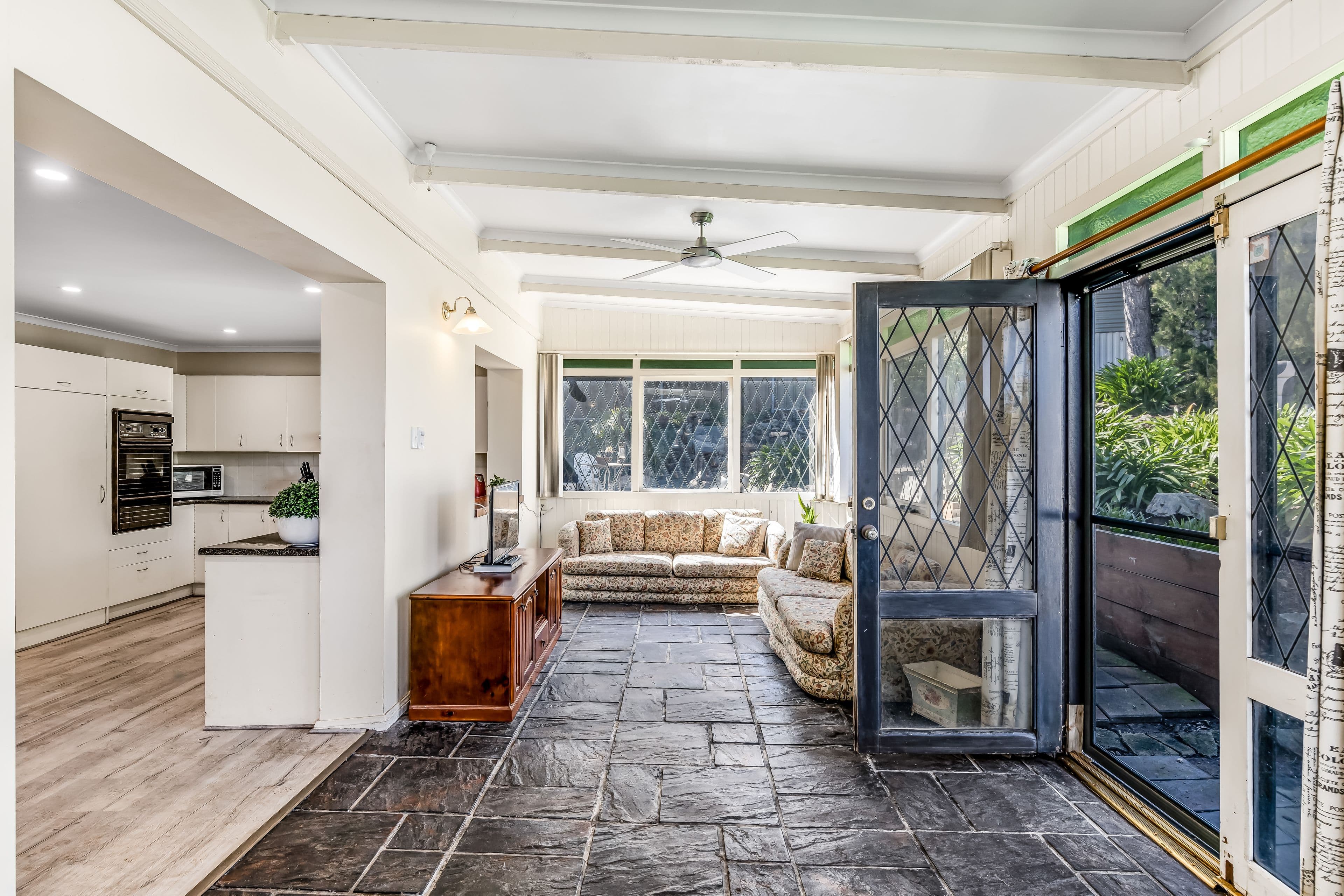 3 Yelka Street, ORMEAU QLD 4208, Ormeau - Thumbnail 6