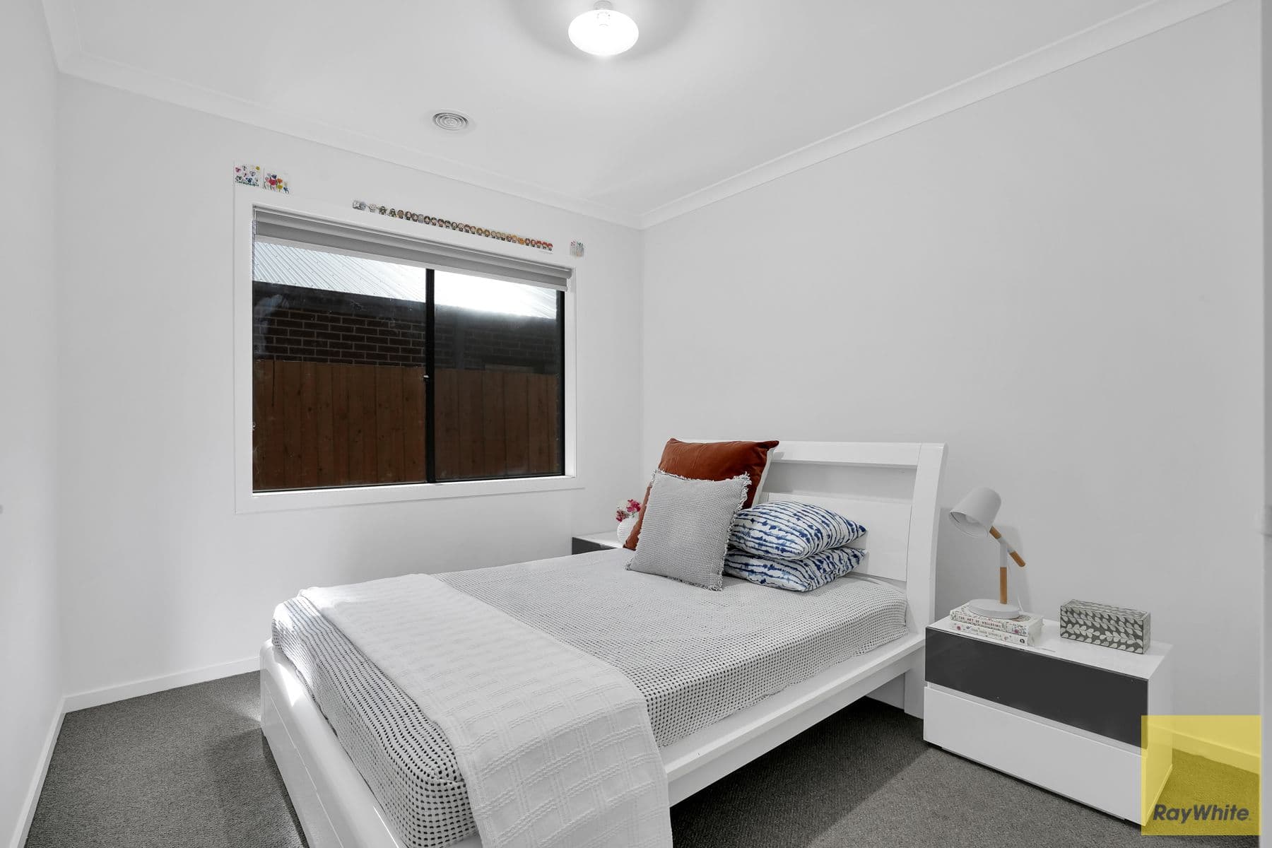 37 Kangaroo Crescent, AINTREE VIC 3336, Aintree - Thumbnail 5