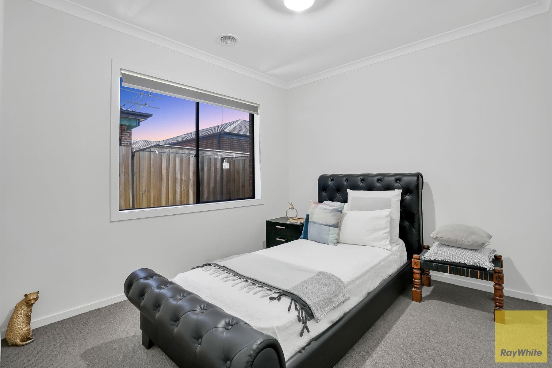 37 Kangaroo Crescent, AINTREE VIC 3336, Aintree - Thumbnail 6