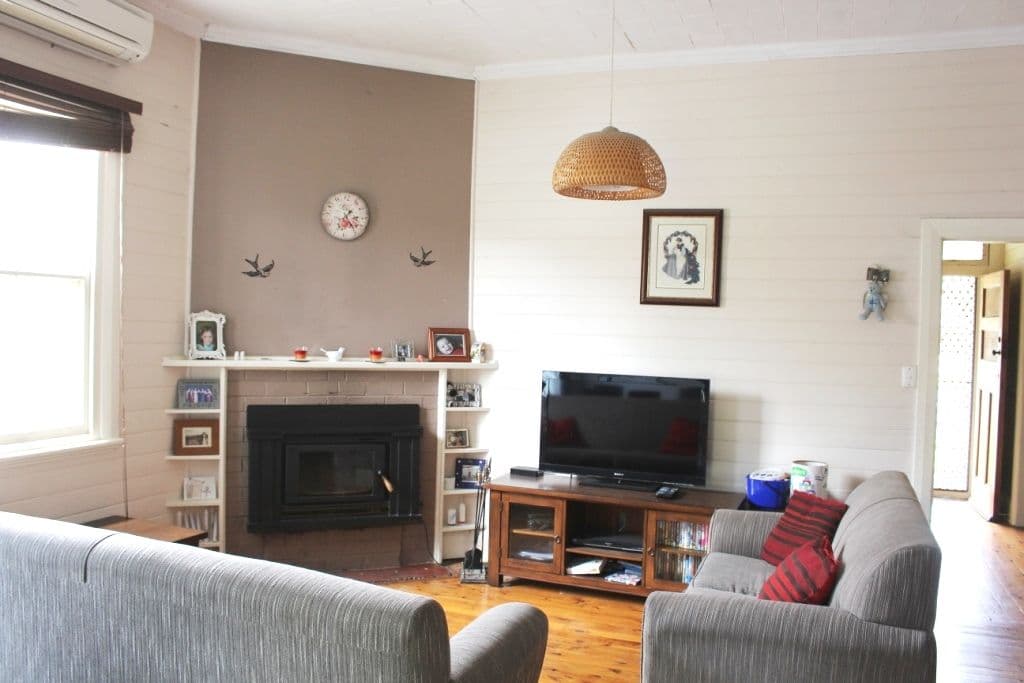 13 Thompson Street, Cootamundra - Thumbnail 2