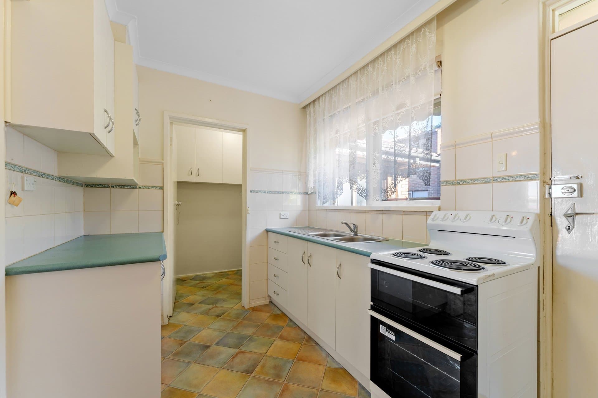 9/14 Raleigh Street, Essendon - Thumbnail 3