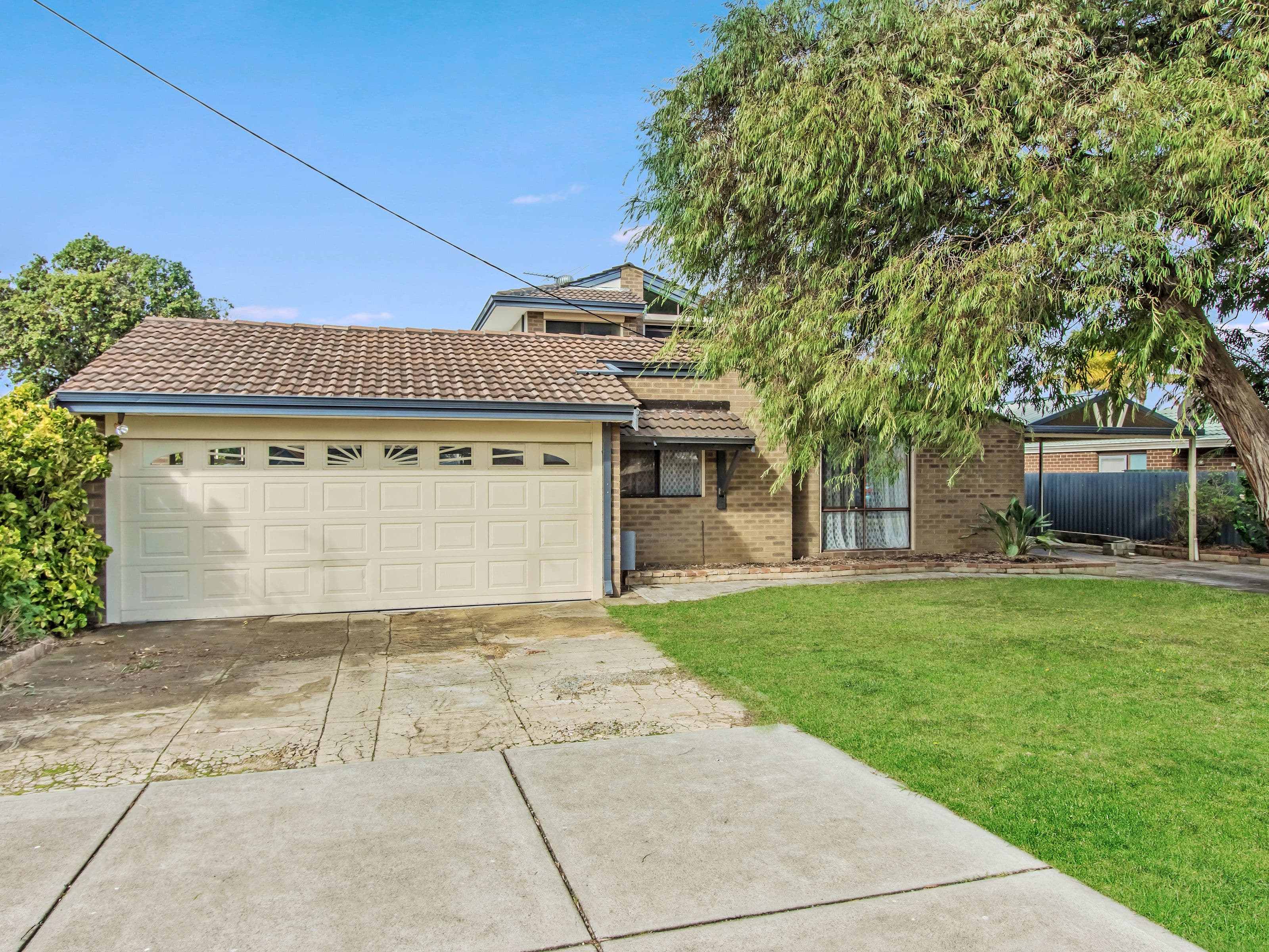 10 Goongarrie Drive, Waikiki WA 6169, Waikiki - Image 1