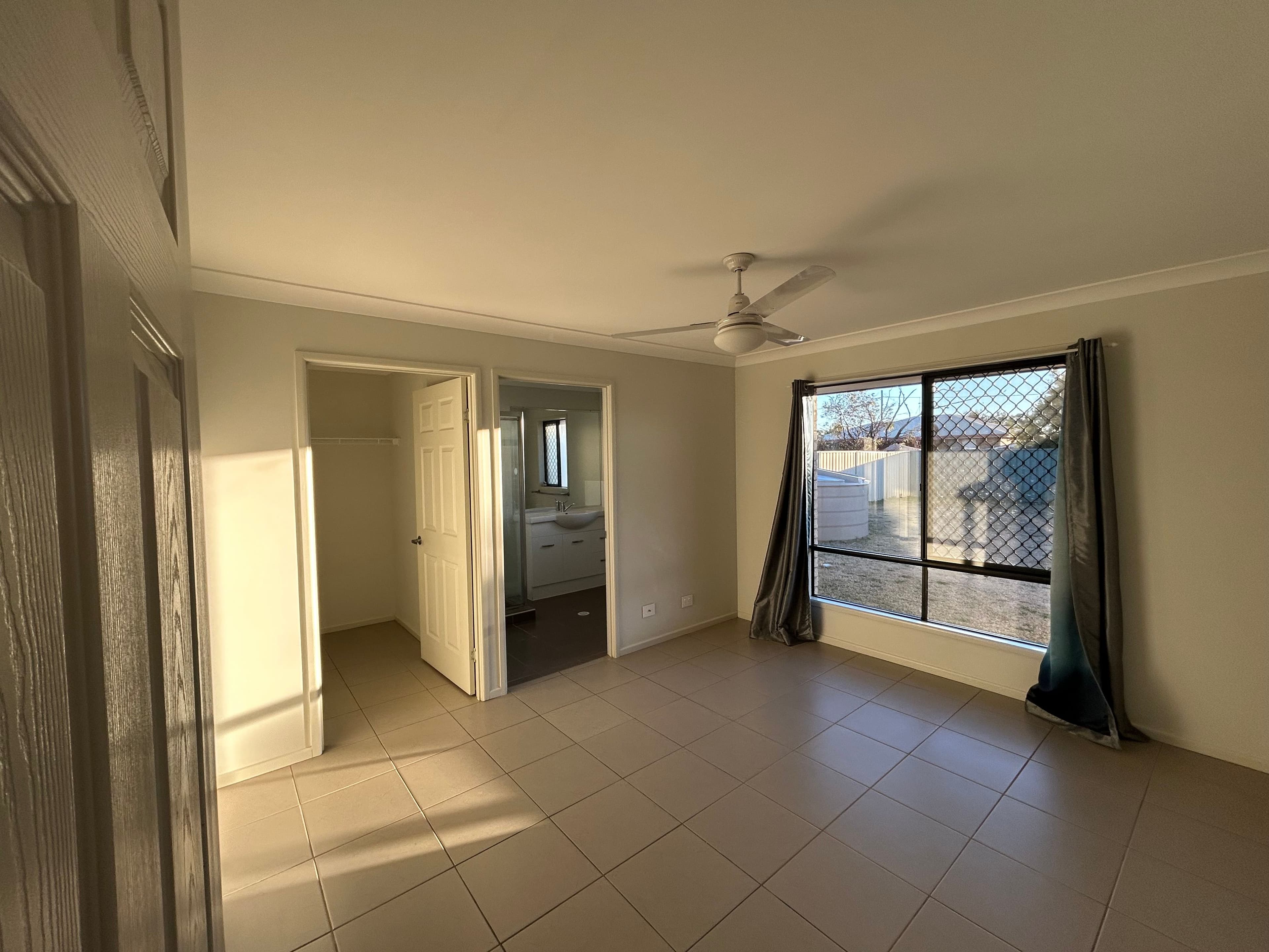 11 Berghofer Drive, Oakey QLD 4401, Oakey - Thumbnail 4