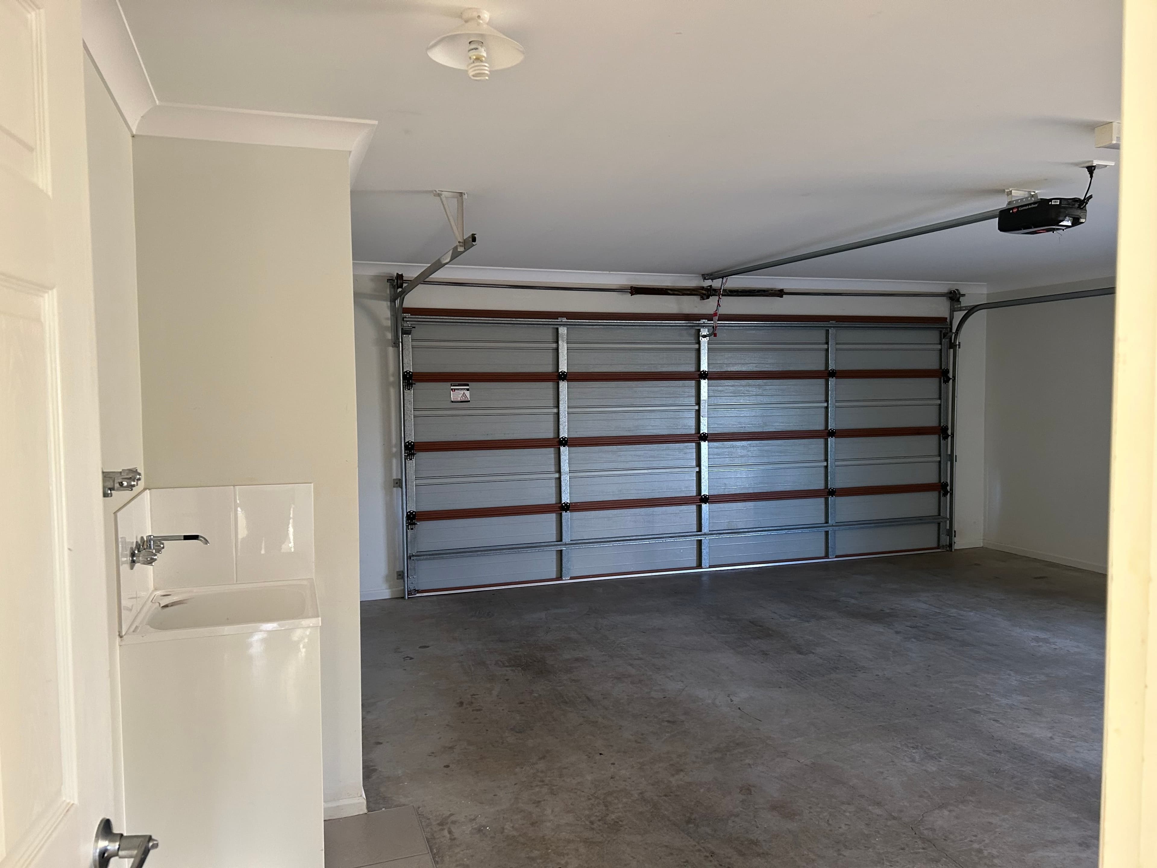 11 Berghofer Drive, Oakey QLD 4401, Oakey - Thumbnail 7