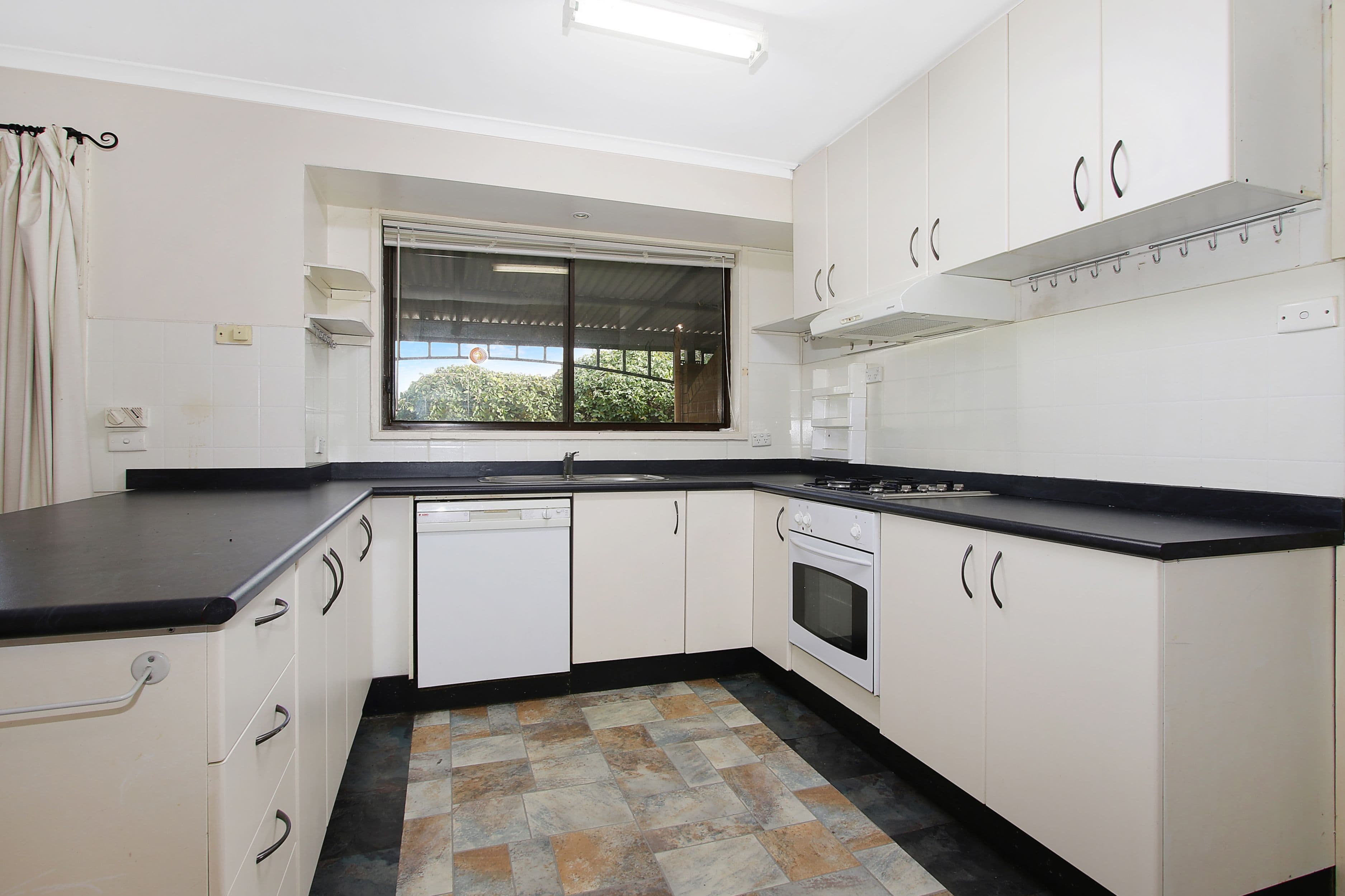58 Larmer Street, Howlong - Thumbnail 2