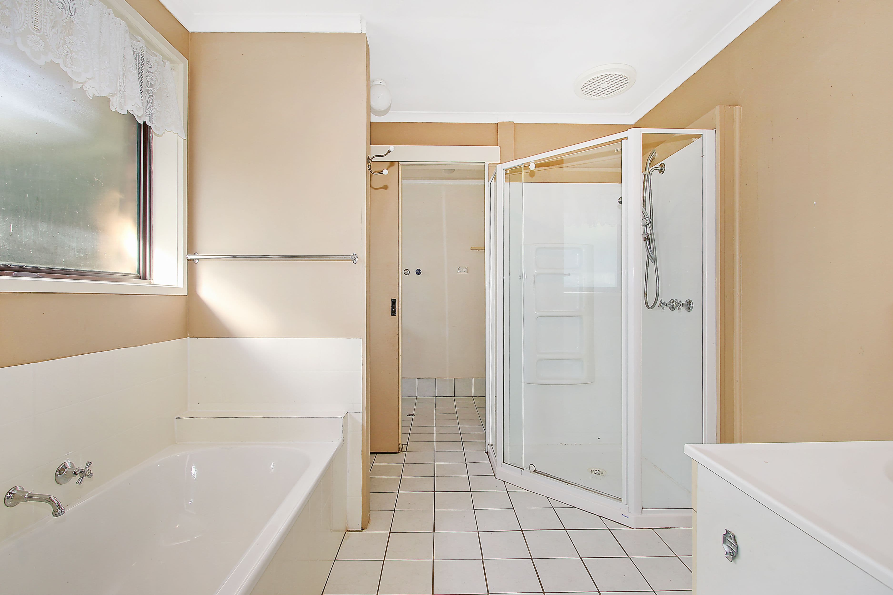 58 Larmer Street, Howlong - Thumbnail 3