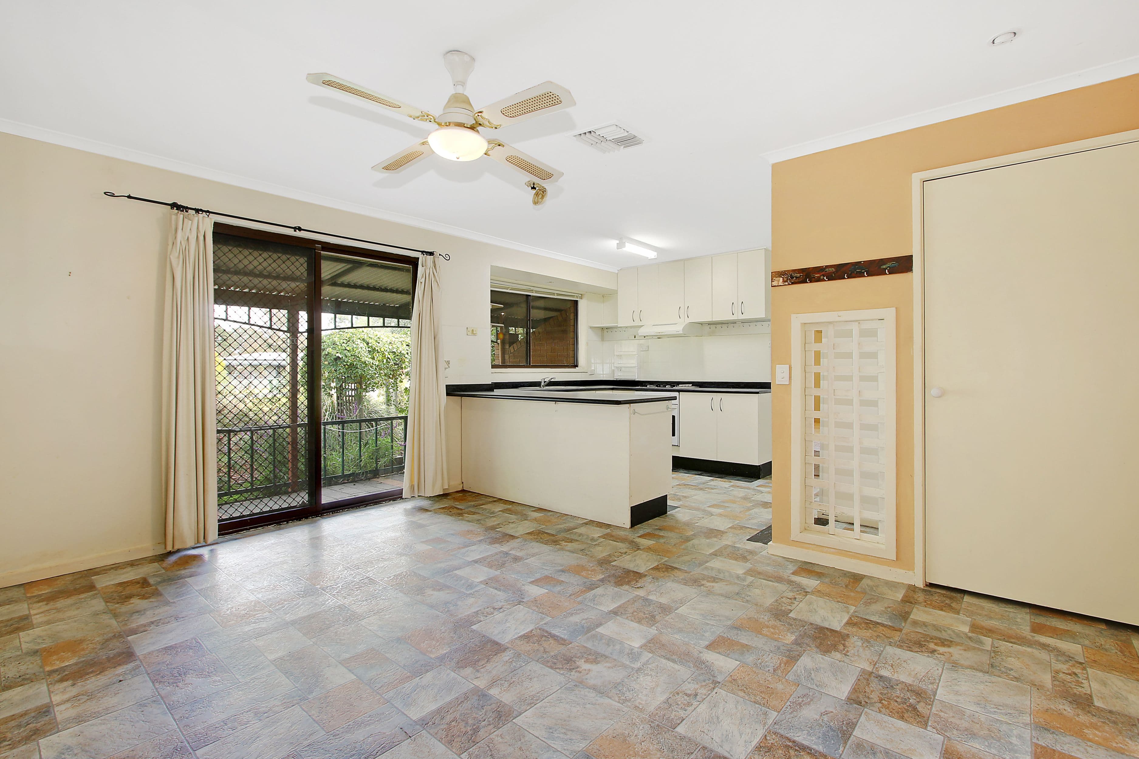 58 Larmer Street, Howlong - Thumbnail 6