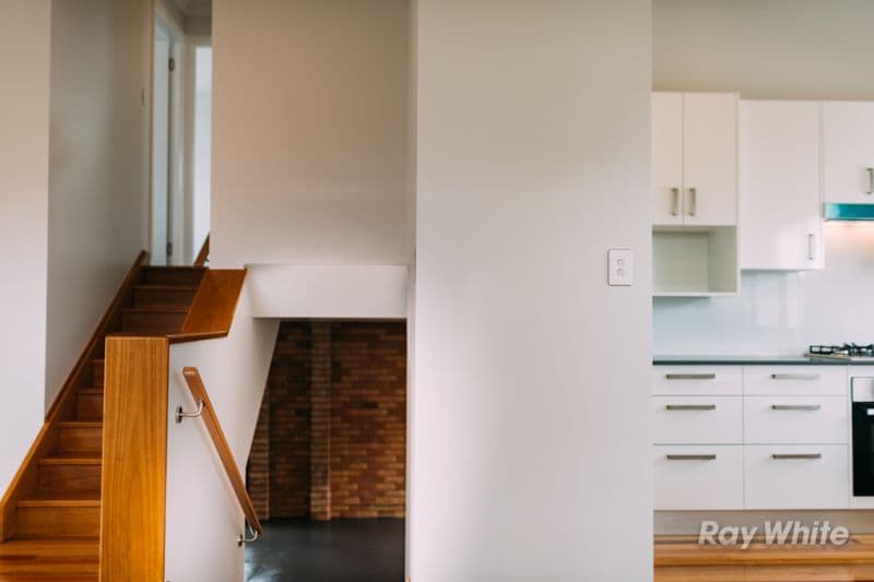1/44 Adelaide Street, Footscray - Thumbnail 2