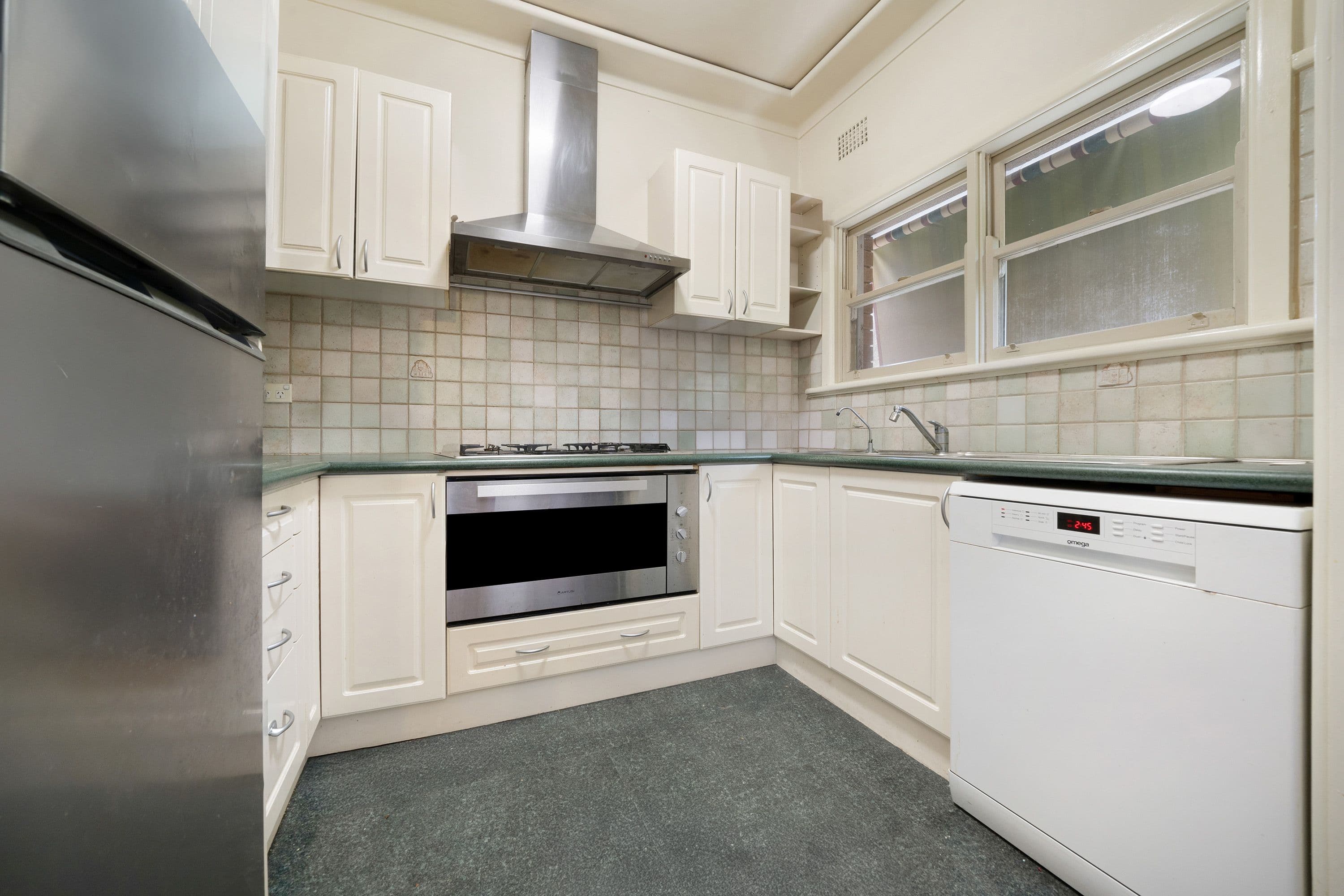 42 Coreen Avenue, Penrith NSW 2750, Penrith - Thumbnail 3