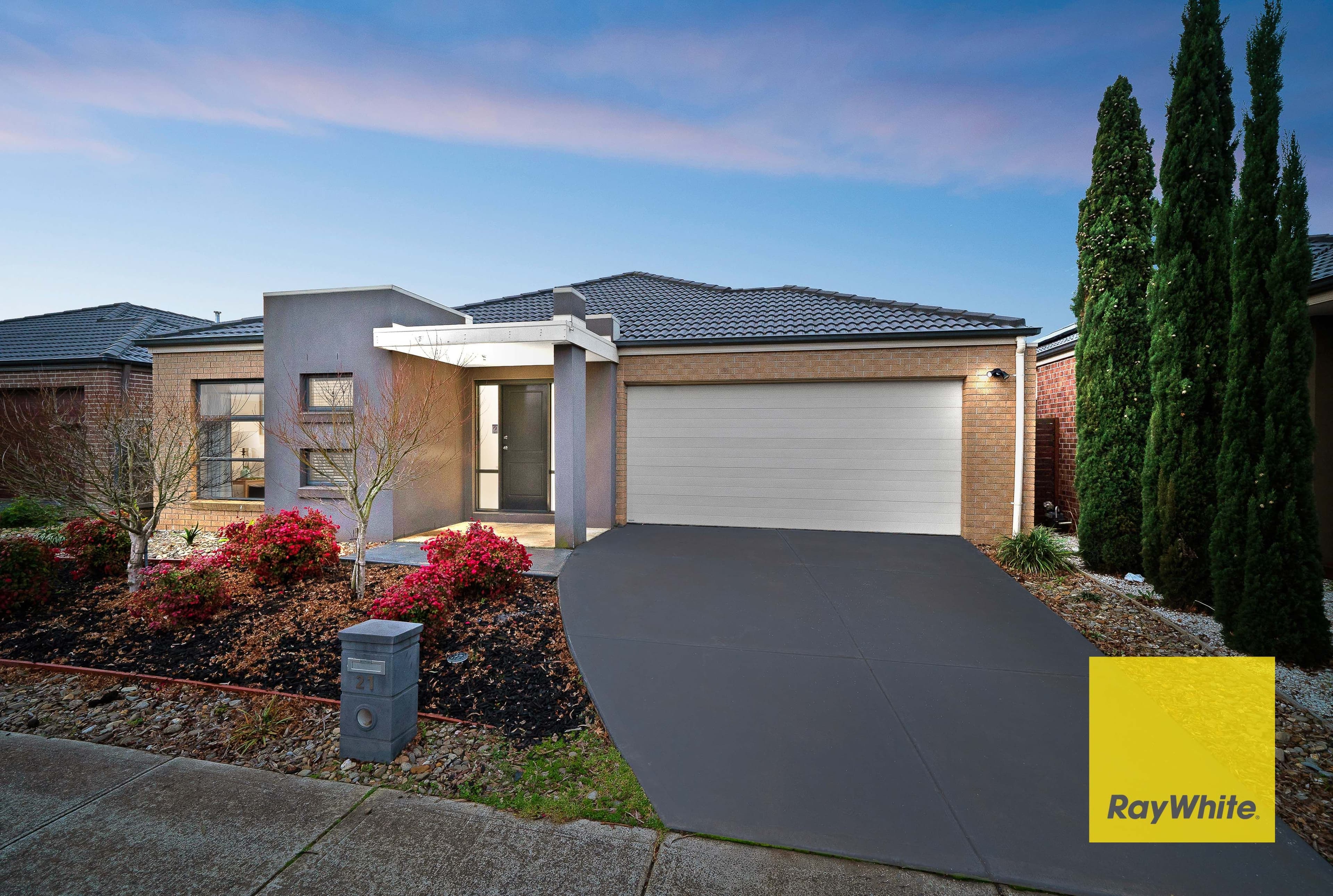 21 Stannifer Street, Tarneit VIC 3029, Tarneit - Image 1