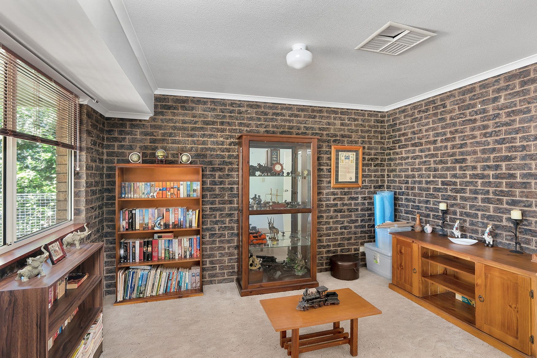 47 Staal Crescent, Emerald QLD 4720, Emerald - Thumbnail 4