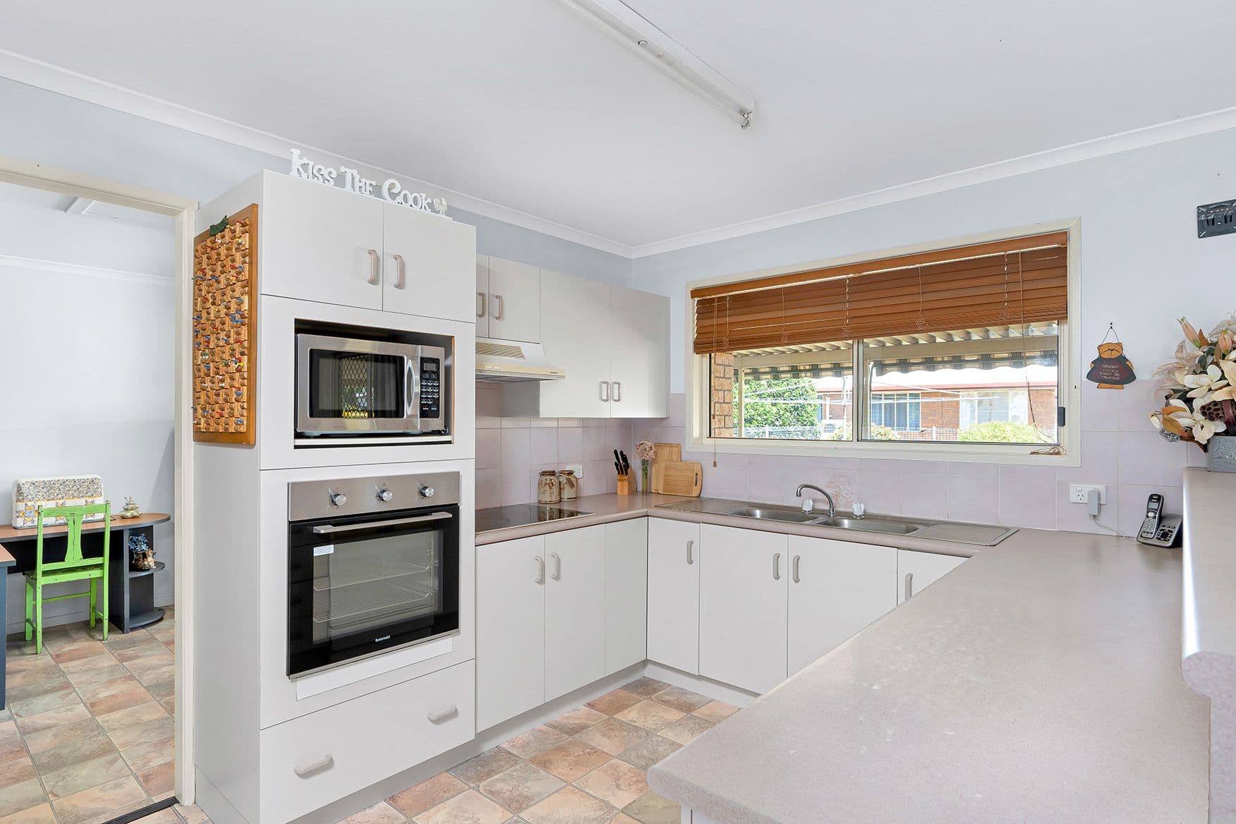 47 Staal Crescent, Emerald QLD 4720, Emerald - Thumbnail 5