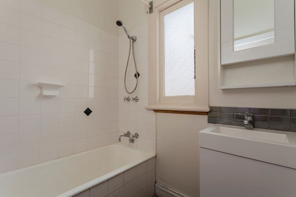 3 Summer Street, East Geelong VIC 3219, East Geelong - Thumbnail 5