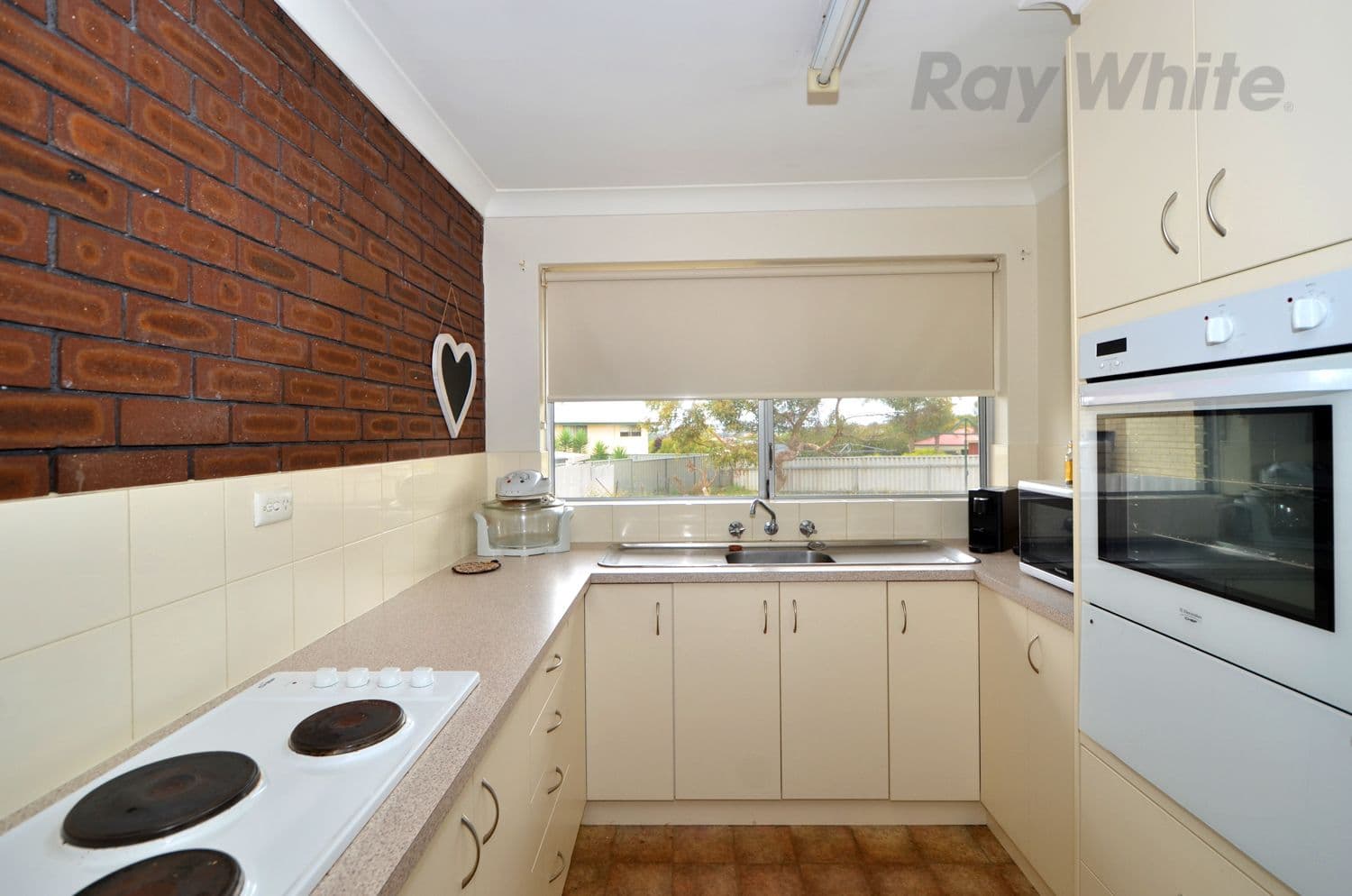72 Green Island Crescent, Bayonet Head WA 6330, Bayonet Head - Thumbnail 2