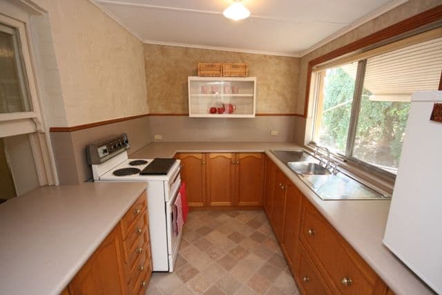 12 Ludgvan Street, BURRA SA 5417, Burra - Thumbnail 5