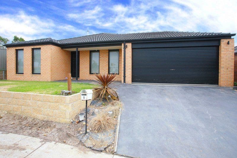8 Avalon Crescent, CRANBOURNE VIC 3977, Cranbourne East - Image 1