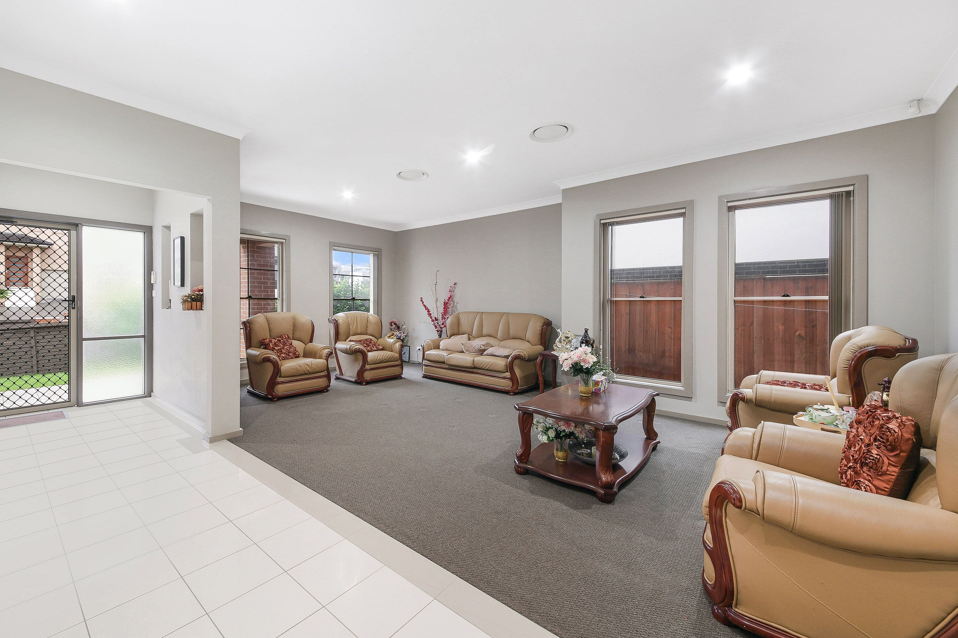 75 Jones Avenue, Potts Hill NSW 2143, Potts Hill - Thumbnail 2