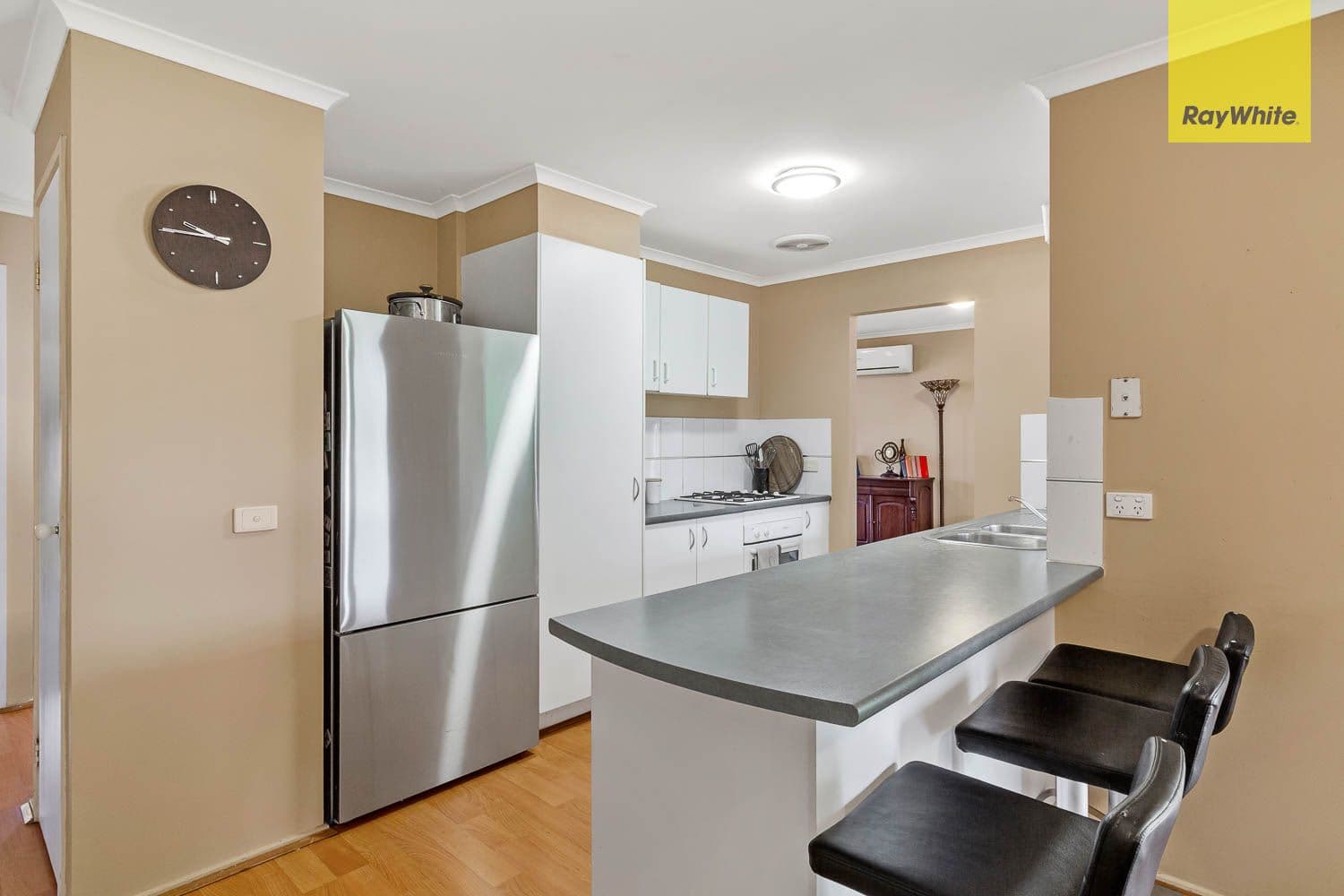 8 Mclennan Avenue, Maddingley VIC 3340, Maddingley - Thumbnail 2