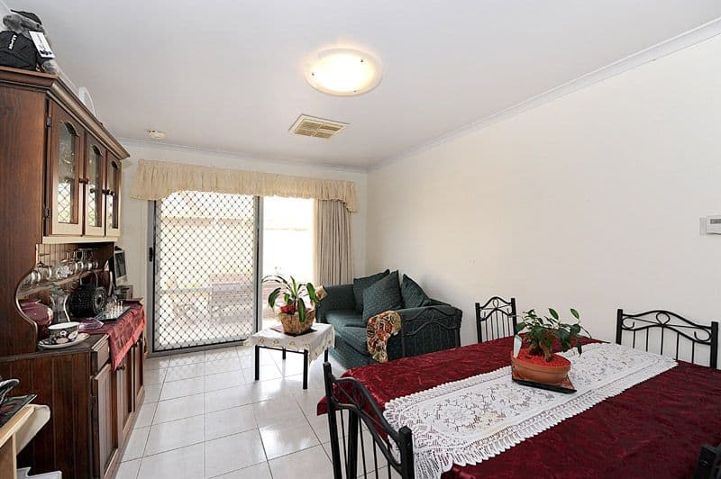 5 Bellfield Drive, LYSTERFIELD VIC 3156, Lysterfield - Thumbnail 3