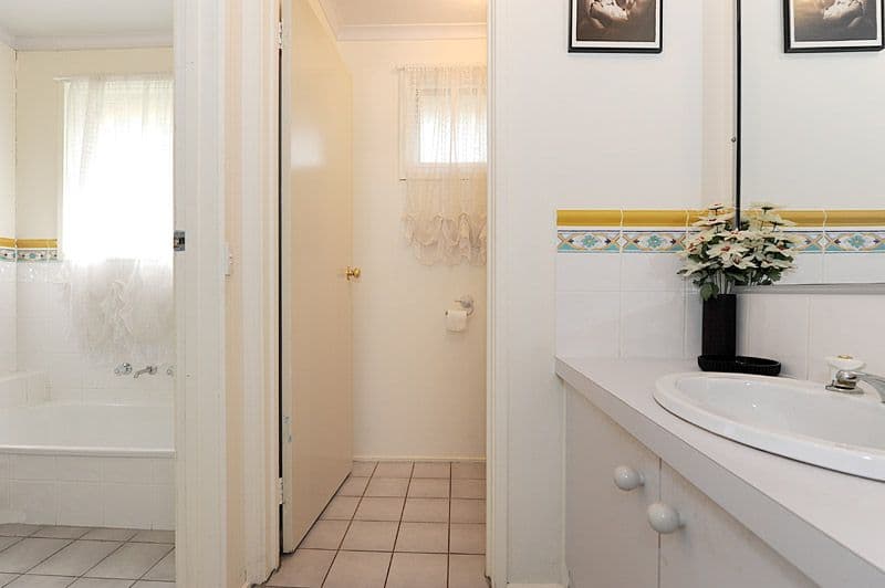5 Bellfield Drive, LYSTERFIELD VIC 3156, Lysterfield - Thumbnail 7