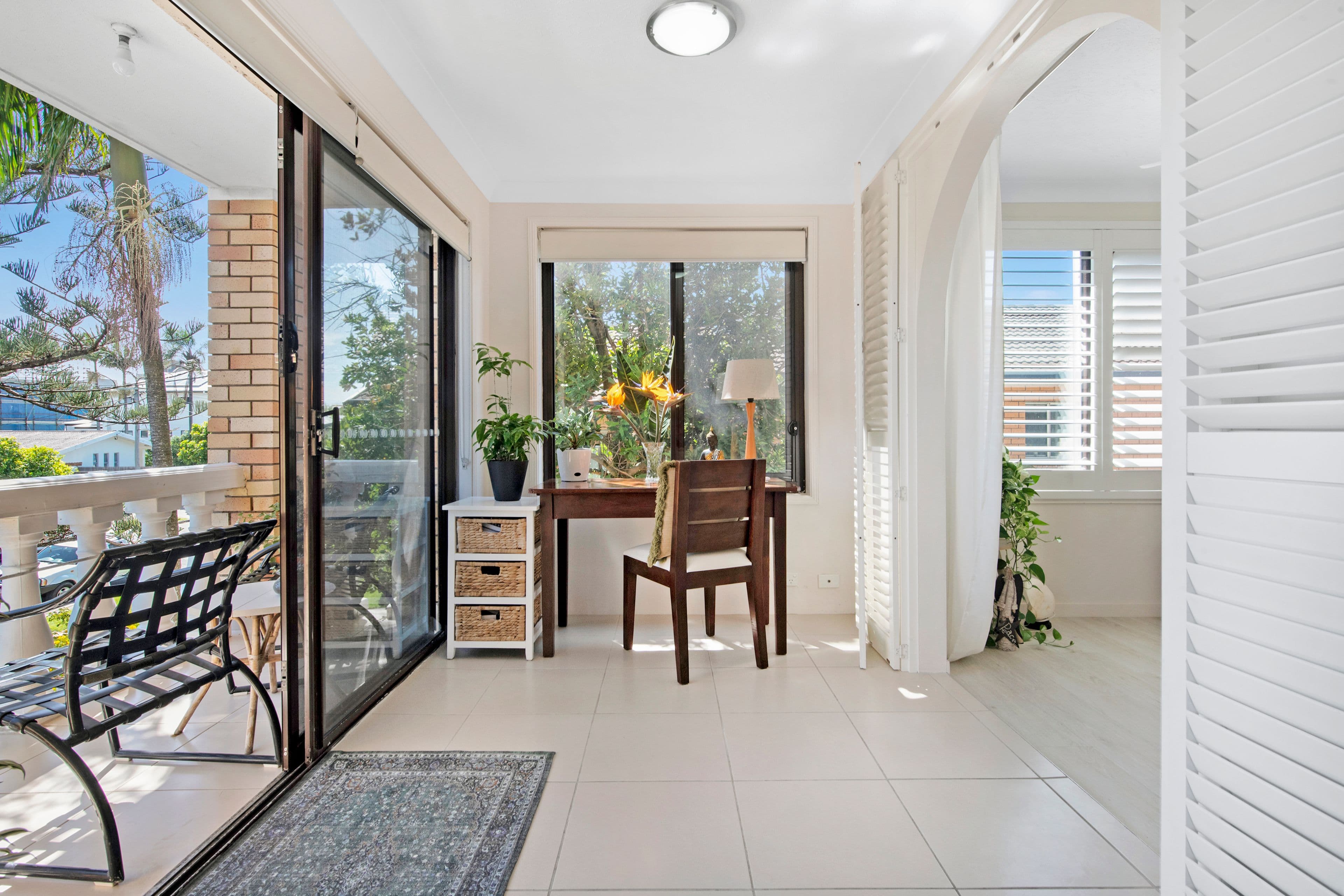28 Dudley Street, Mermaid Beach QLD 4218, Mermaid Beach - Thumbnail 2