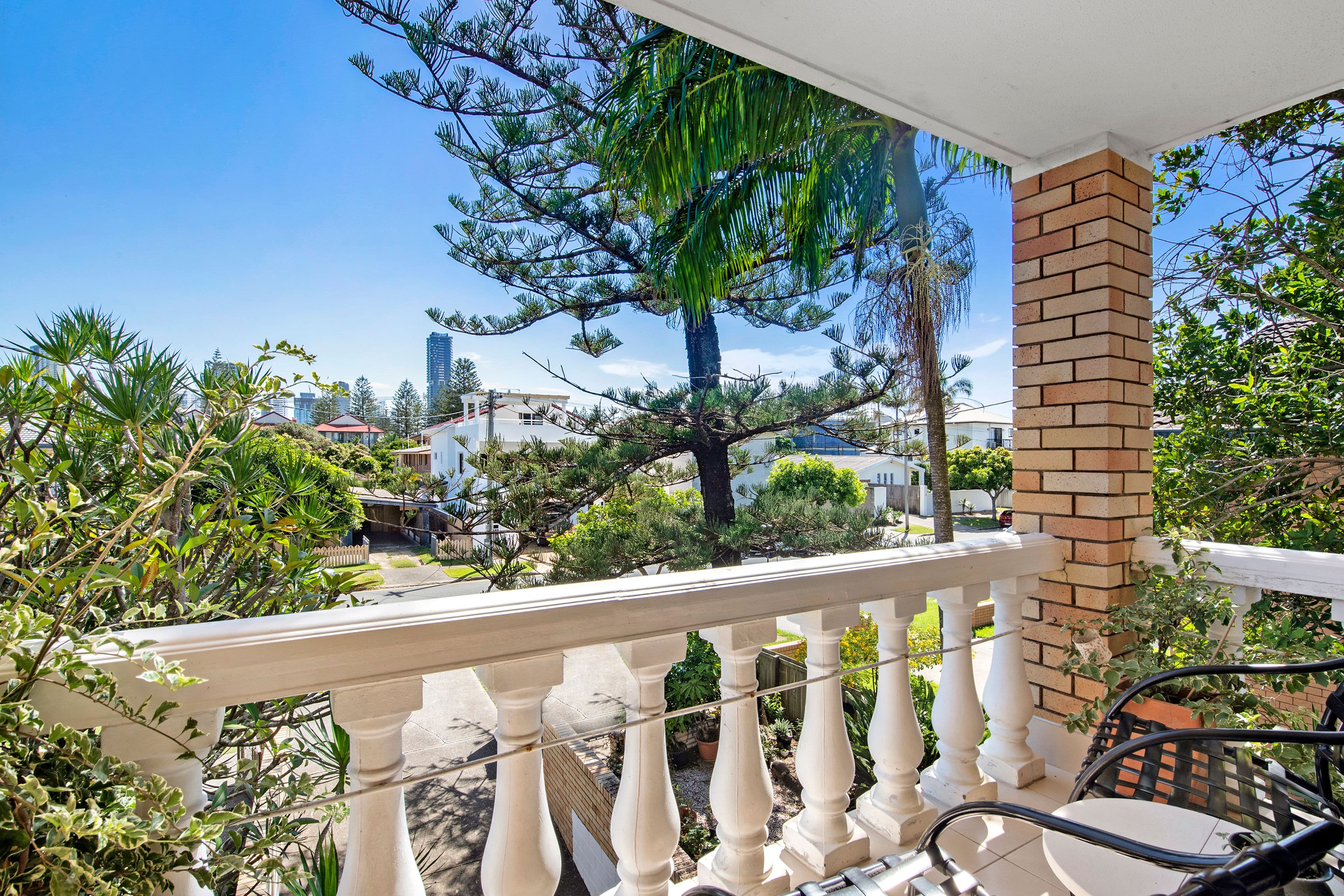 28 Dudley Street, Mermaid Beach QLD 4218, Mermaid Beach - Thumbnail 8