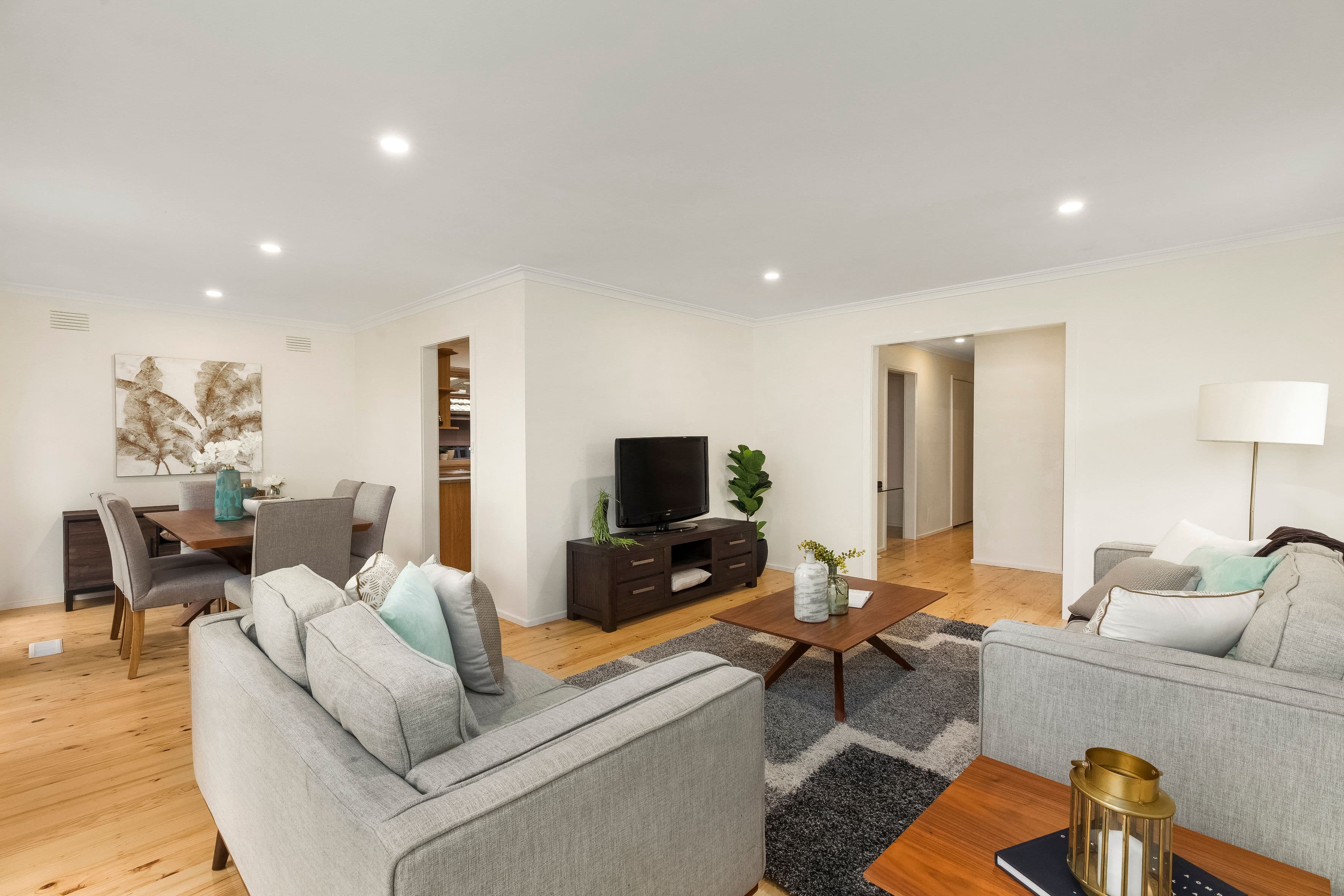 36 Guinevere Parade, Glen Waverley VIC 3150, Glen Waverley - Thumbnail 3