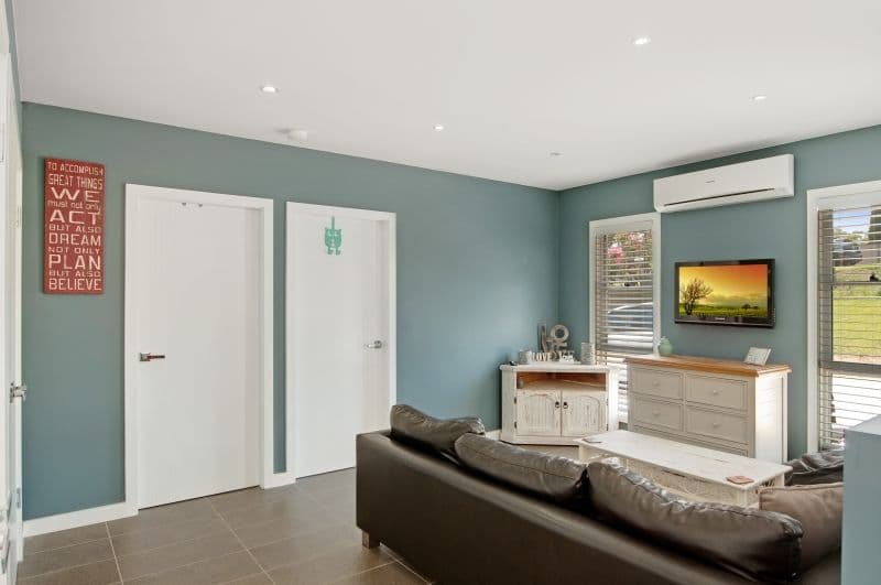 207 Freemans Drive, MORISSET NSW 2264, Morisset - Thumbnail 2