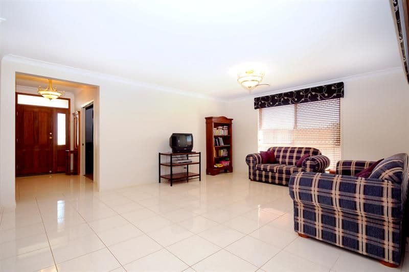 28 Trevean Drive, HIGHFIELDS QLD 4352, Highfields - Thumbnail 4