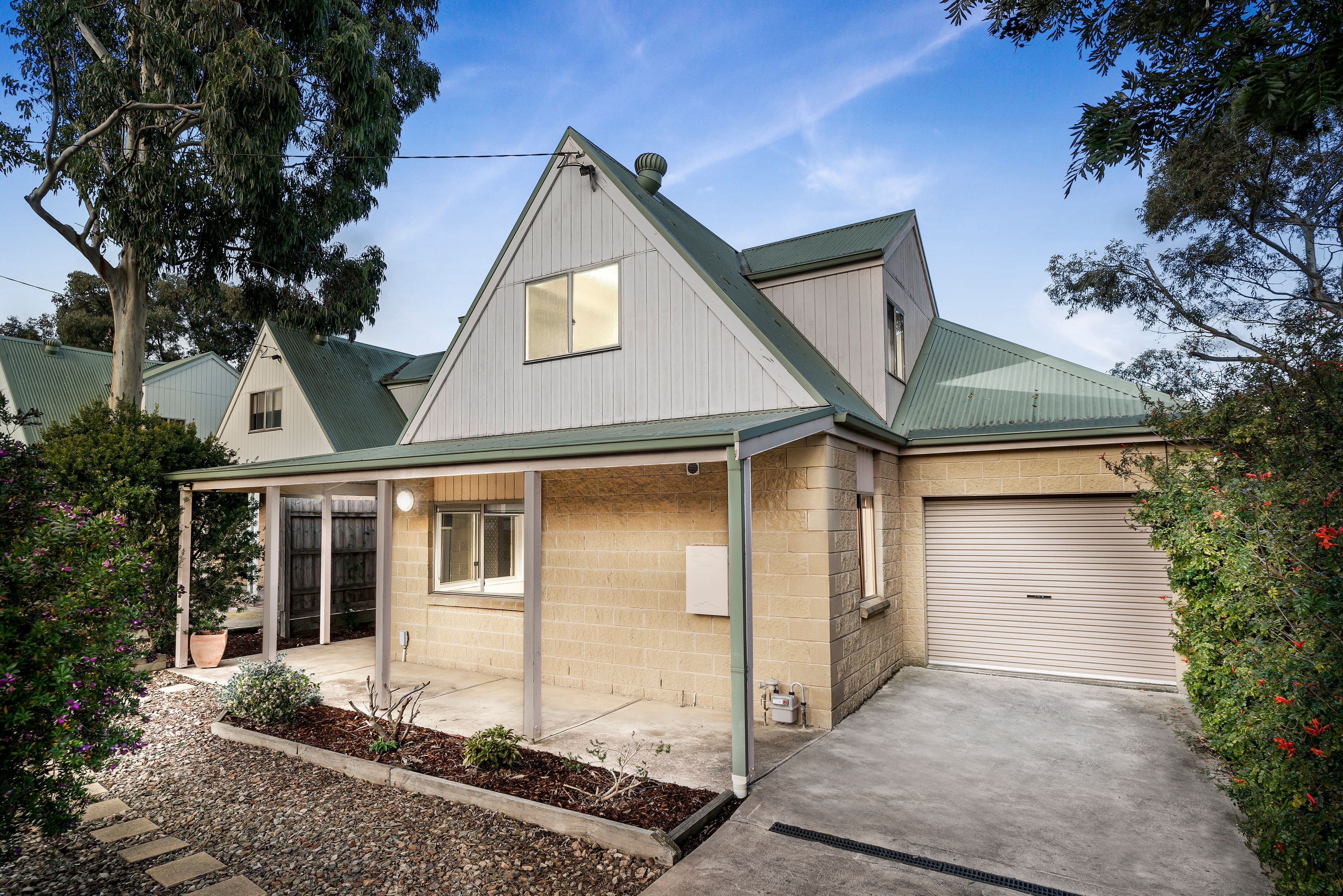 55 Anderson Road, Sunbury VIC 3429, Sunbury - Thumbnail 2