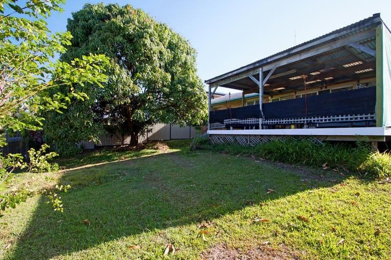 17 Ashbourne Terrace, BIGGERA WATERS QLD 4216, Biggera Waters - Thumbnail 7