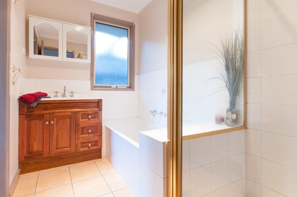 14 Goodrich Court, CRAIGIEBURN VIC 3064, Craigieburn - Thumbnail 5