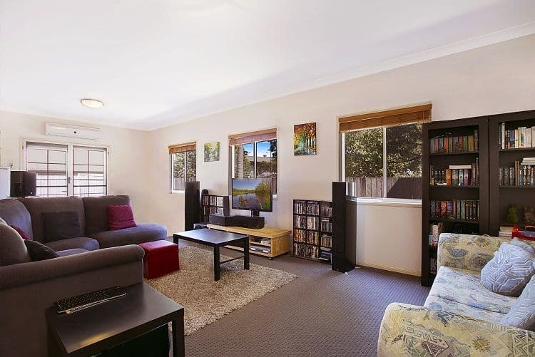 696 Oxley Road, Corinda QLD 4075, Corinda - Image 1