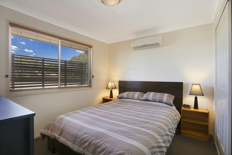 696 Oxley Road, Corinda QLD 4075, Corinda - Thumbnail 4