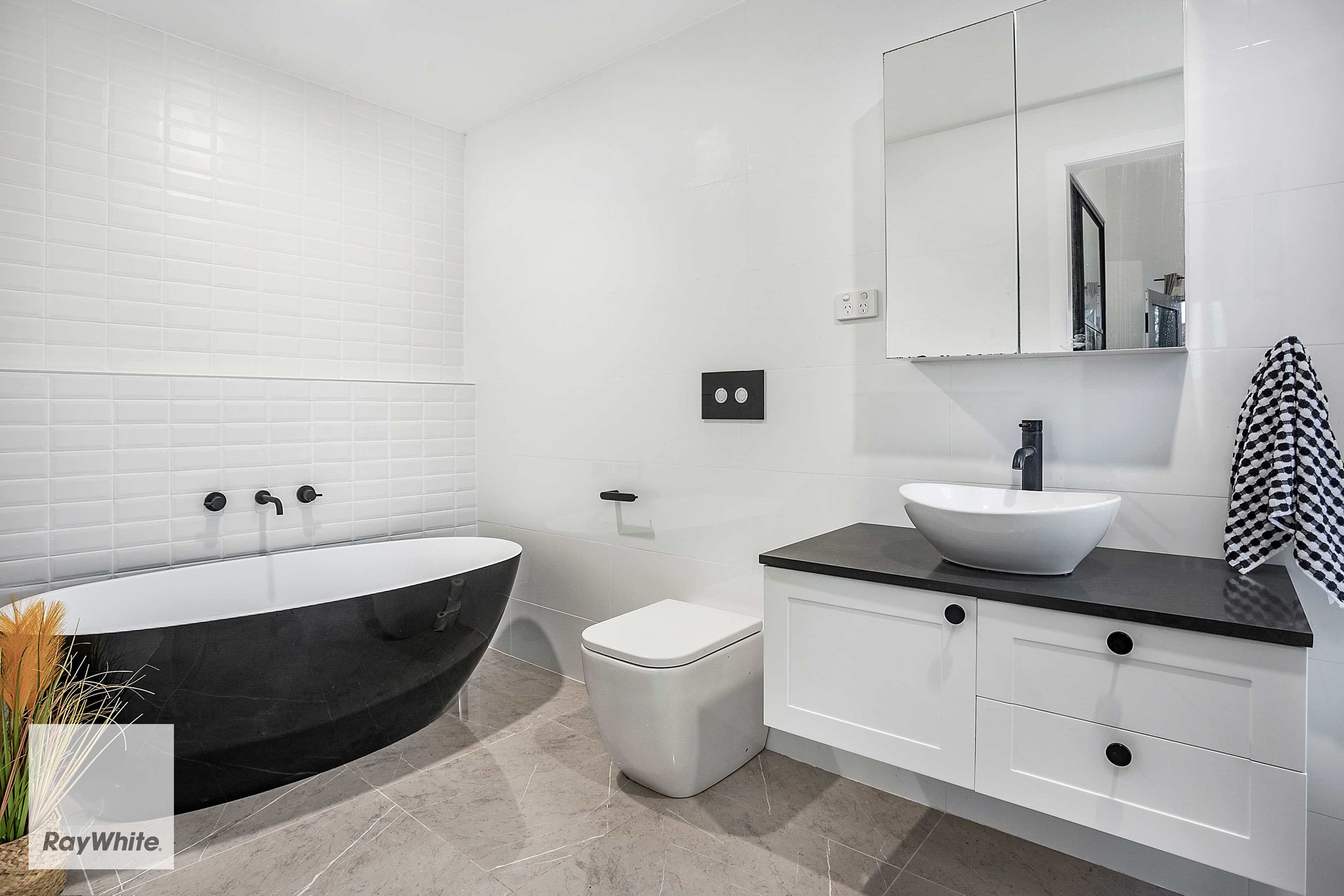 2a Murrami Avenue, Caringbah NSW 2229, Caringbah - Thumbnail 7