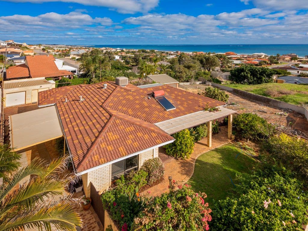 82 Bay View Street, Mount Tarcoola WA 6530, Mount Tarcoola - Thumbnail 2