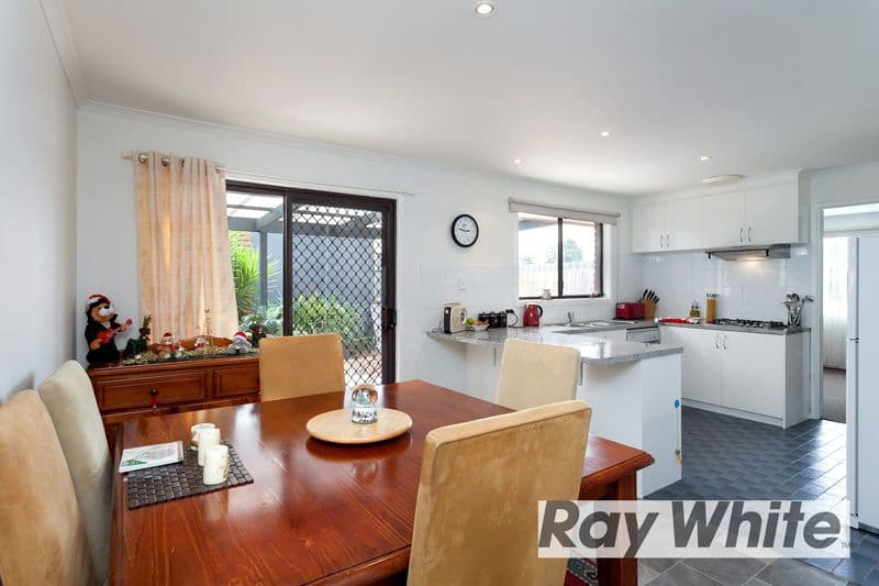 82 Pembroke Drive, SOMERVILLE VIC 3912, Somerville - Thumbnail 5
