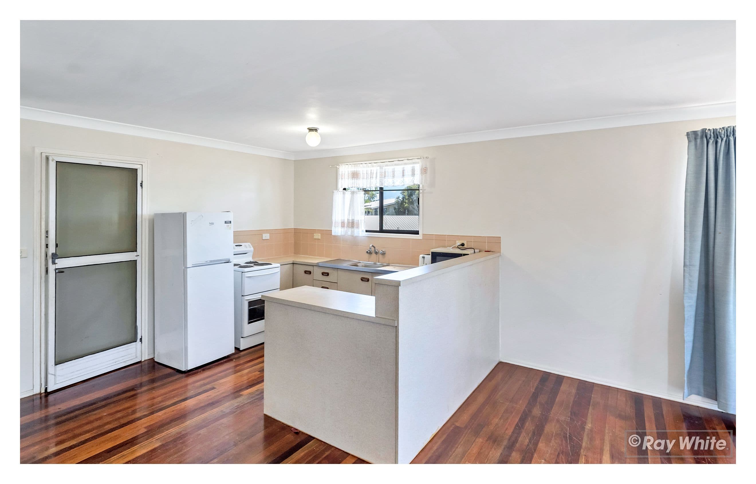 35 Barrett Street, Norman Gardens QLD 4701, Norman Gardens - Thumbnail 3