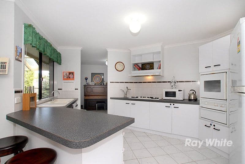 3 Moloney Court, BERWICK VIC 3806, Berwick - Thumbnail 4