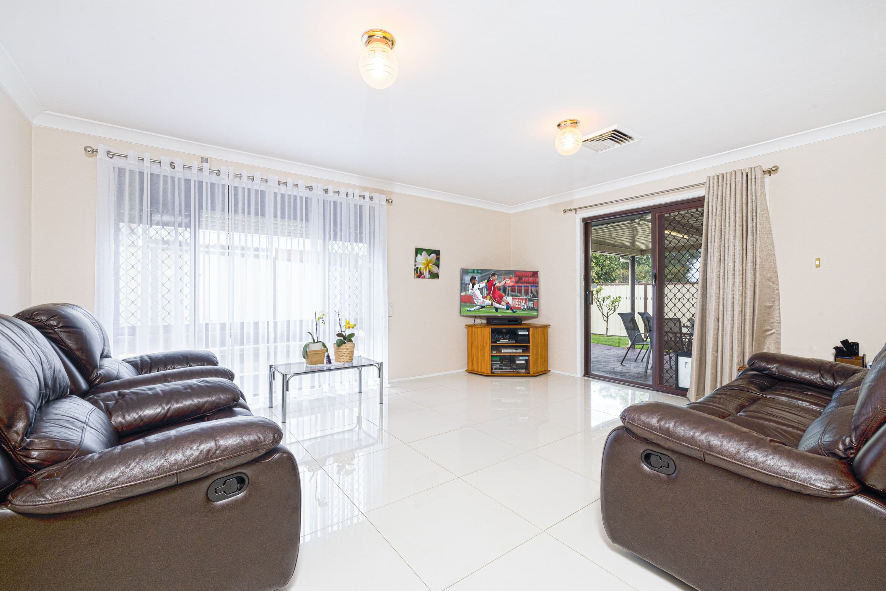 11 Ashur Crescent, Greenfield Park NSW 2176, Greenfield Park - Thumbnail 2