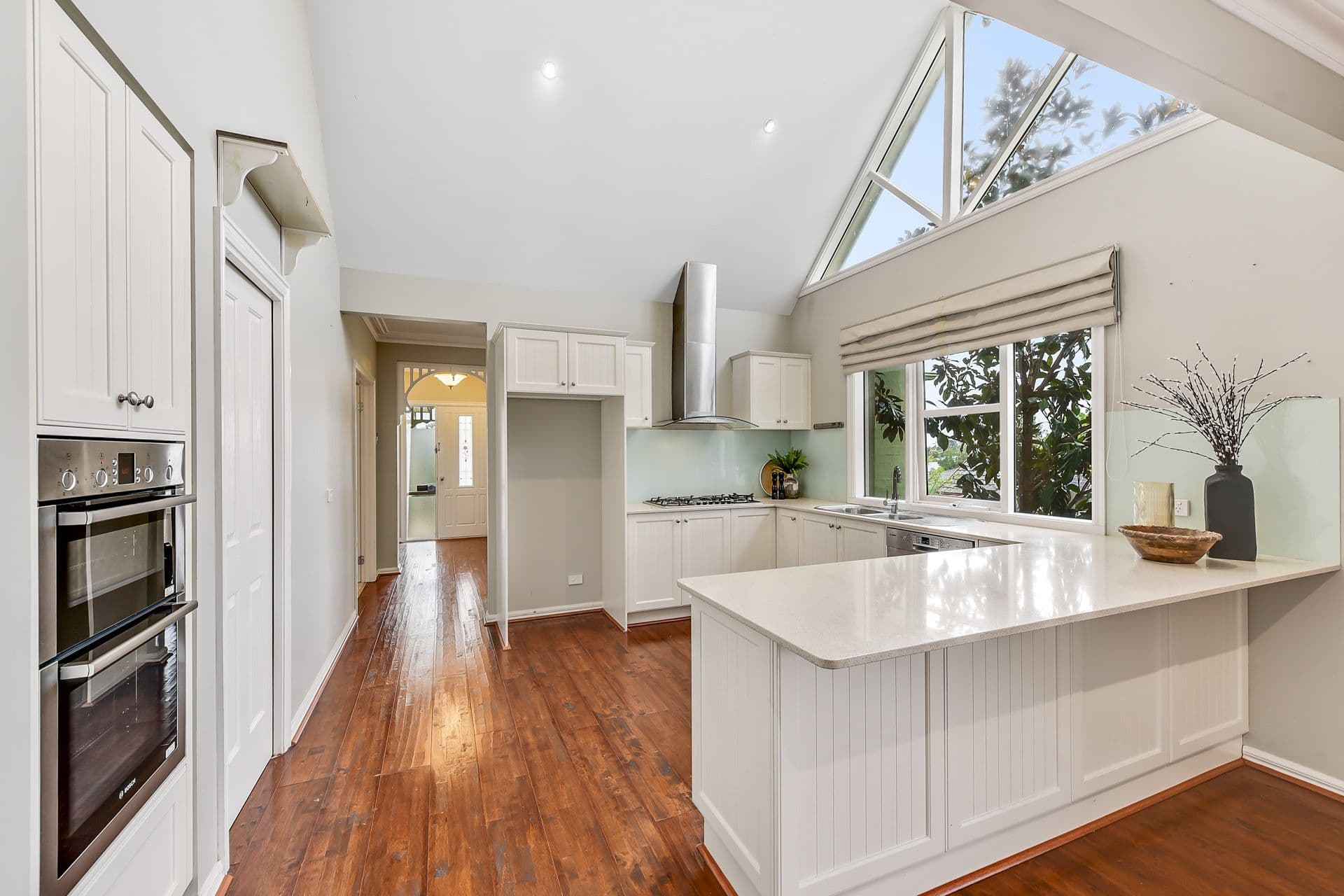 16 Lorne Court, Berwick VIC 3806, Berwick - Thumbnail 2