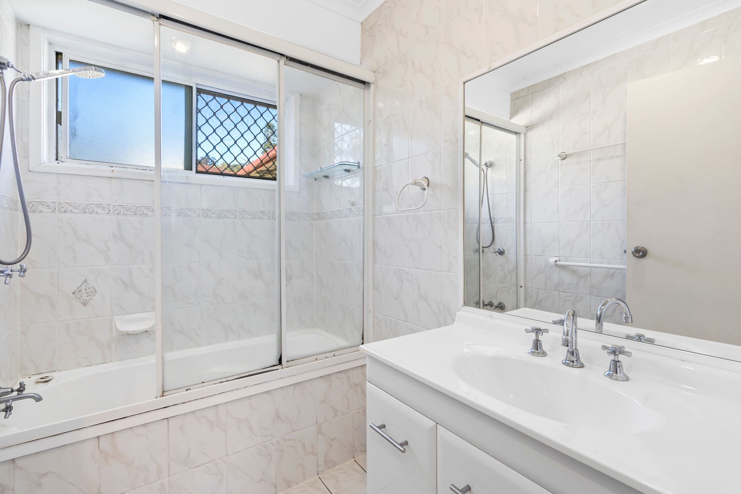 17 Mckenzie Drive, Currumbin Waters QLD 4223, Currumbin Waters - Thumbnail 7