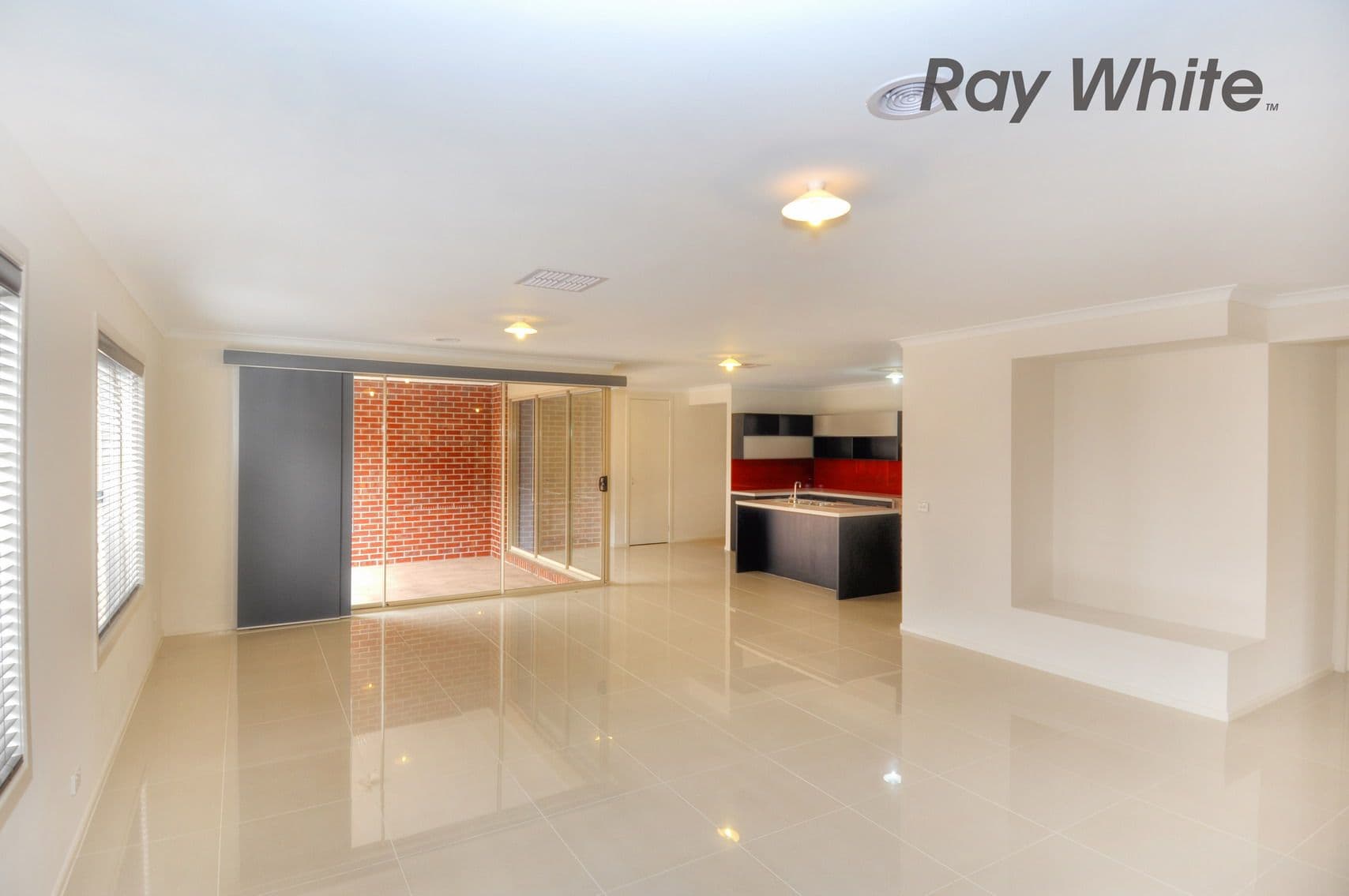 46 Tristania Drive, POINT COOK VIC 3030, Point Cook - Thumbnail 3